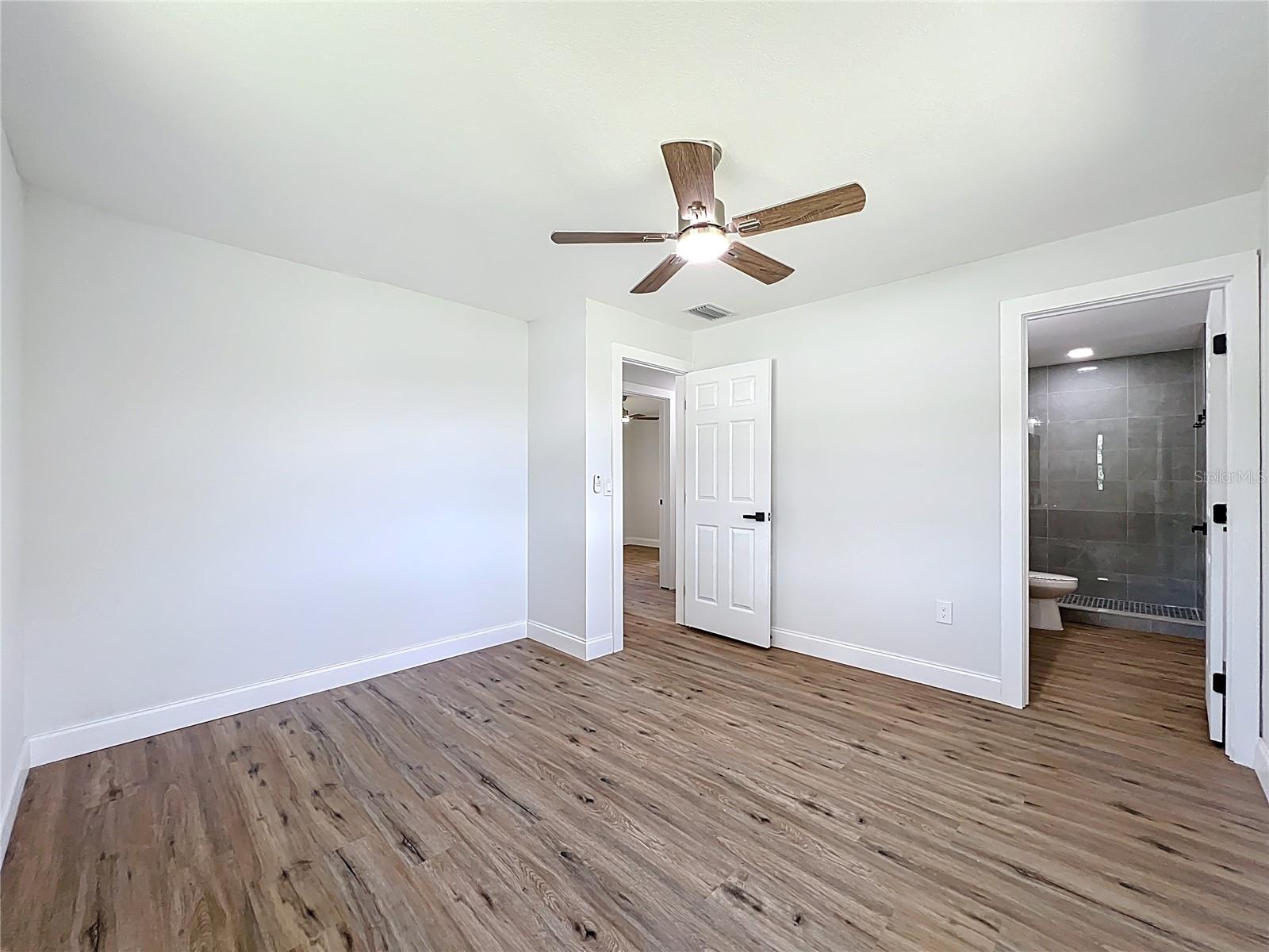 CRESTHAVEN HOMES SEC 1 - Residential