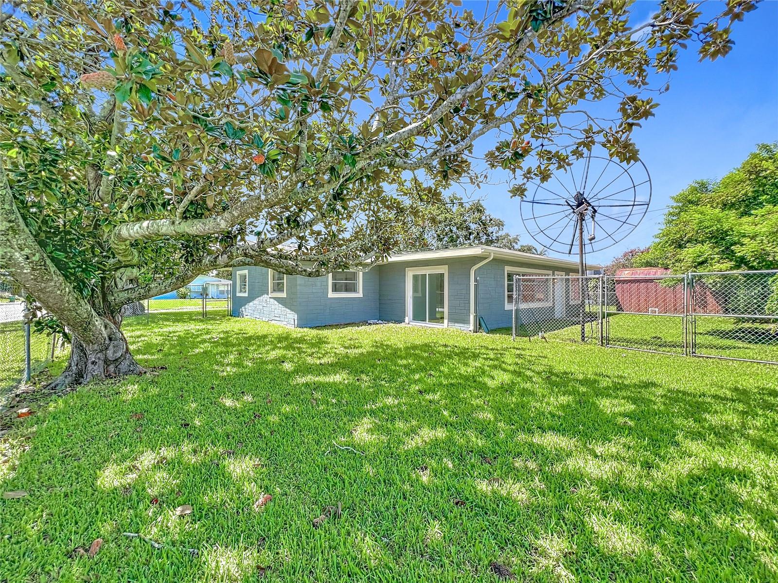 CRESTHAVEN HOMES SEC 1 - Residential