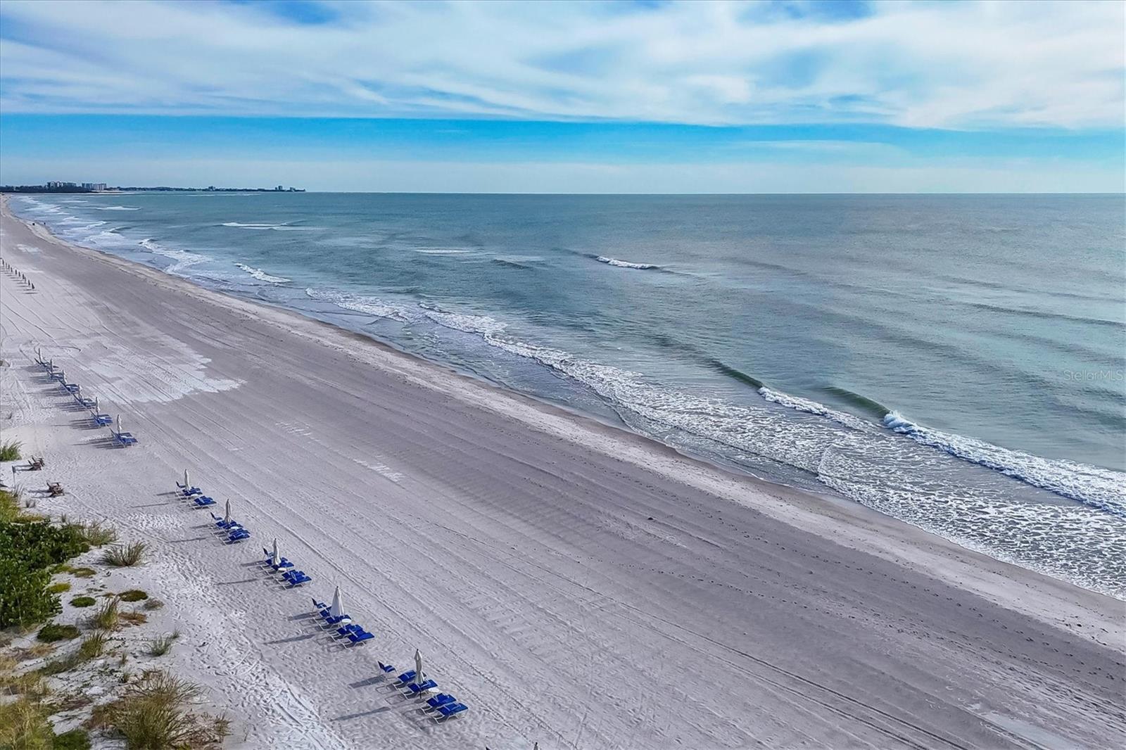 PLAYERS CLUB IV - Residential