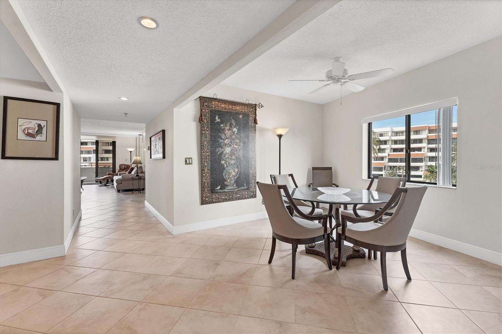 PLAYERS CLUB IV - Residential