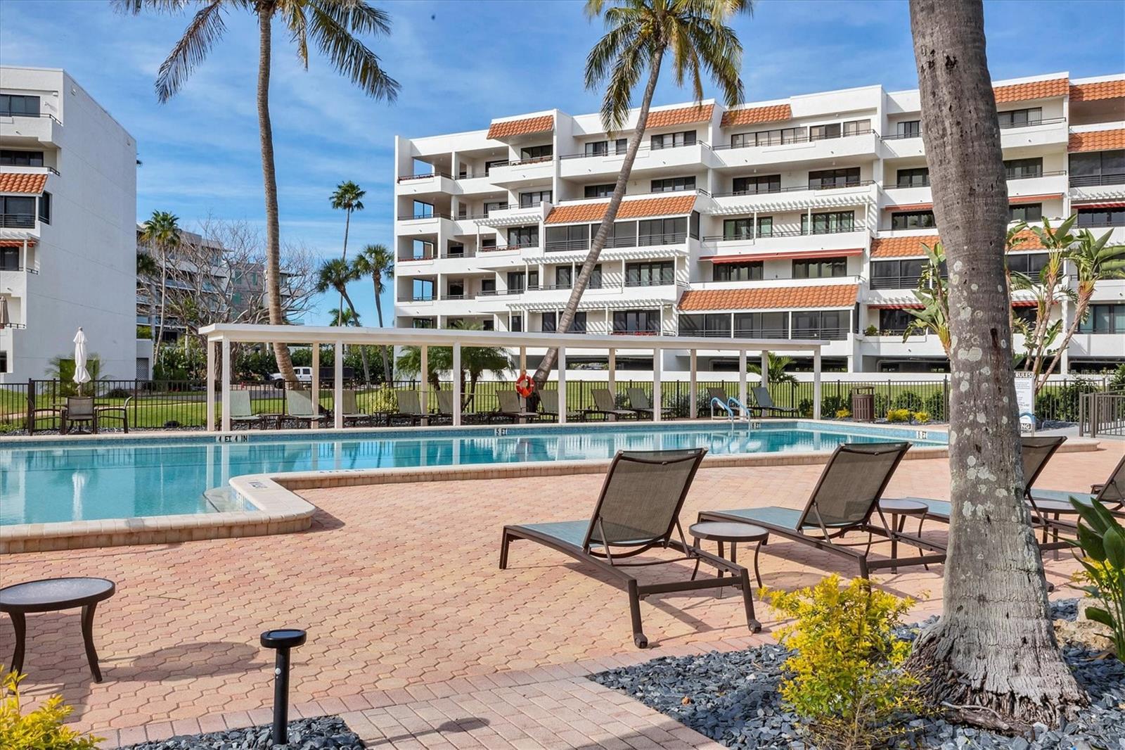 PLAYERS CLUB IV - Residential