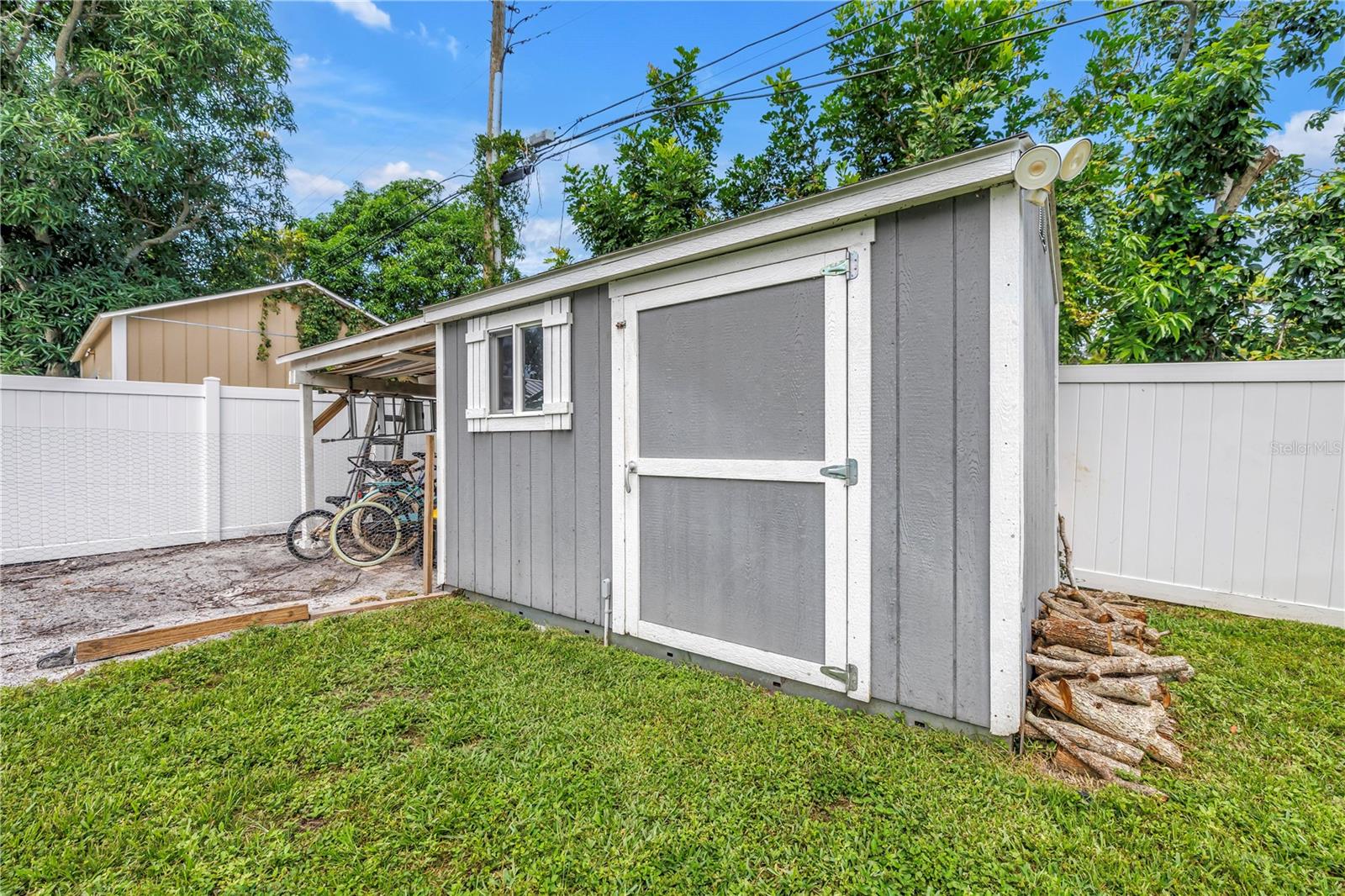 LAKEWOOD ESTATES SEC C - Residential Lease