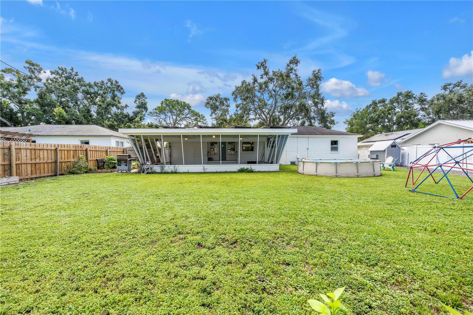 LAKEWOOD ESTATES SEC C - Residential Lease