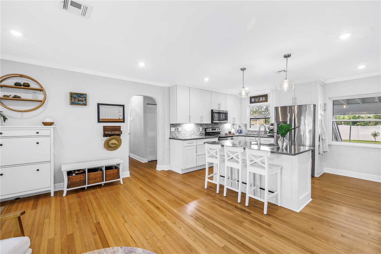 LAKEWOOD ESTATES SEC C - Residential Lease