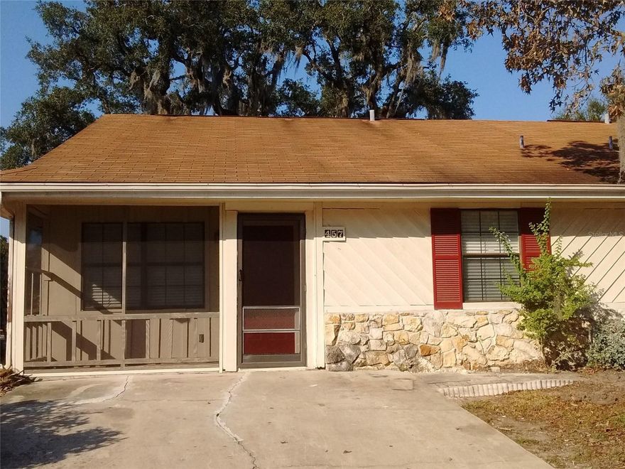 Beautifully Updated Townhouse in Oakland Village, Altamonte Springs
This beautifully updated townhouse in Oakland Village, Altamonte Springs, is one of the nicest homes to come on the market in the community, offering true move-in or rental-ready convenience. The kitchen and bathrooms have been completely renovated with solid wood cabinetry, stone finishes, and custom tile work, while the home also features, washer and dryer, convey with the sale, and the property includes inside laundry for added ease. Perfectly located just minutes from Altamonte Mall, Cranes Roost Park, I-4, and major medical centers, as well as parks, bike trails, and playgrounds, this home is also zoned for excellent Seminole County schools. With low monthly HOA dues and tasteful updates throughout, this rare find offers a worry-free lifestyle in a prime Central Florida location.