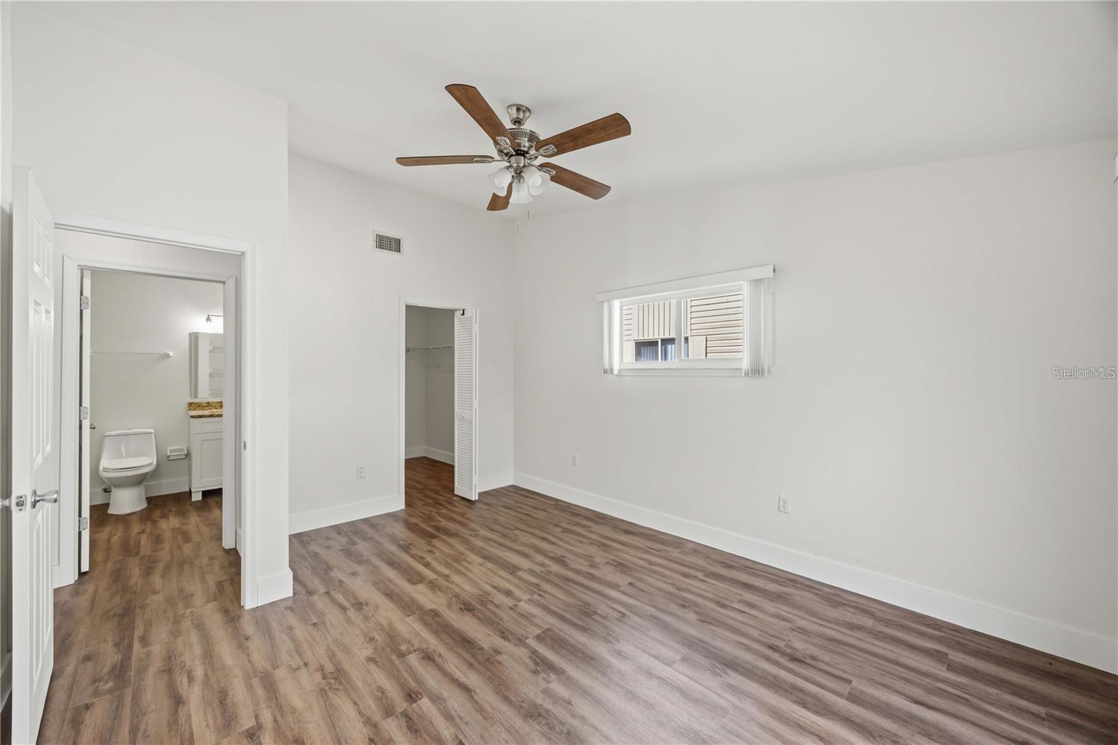 LOVELAND COURTYARDS PH 03 - Residential