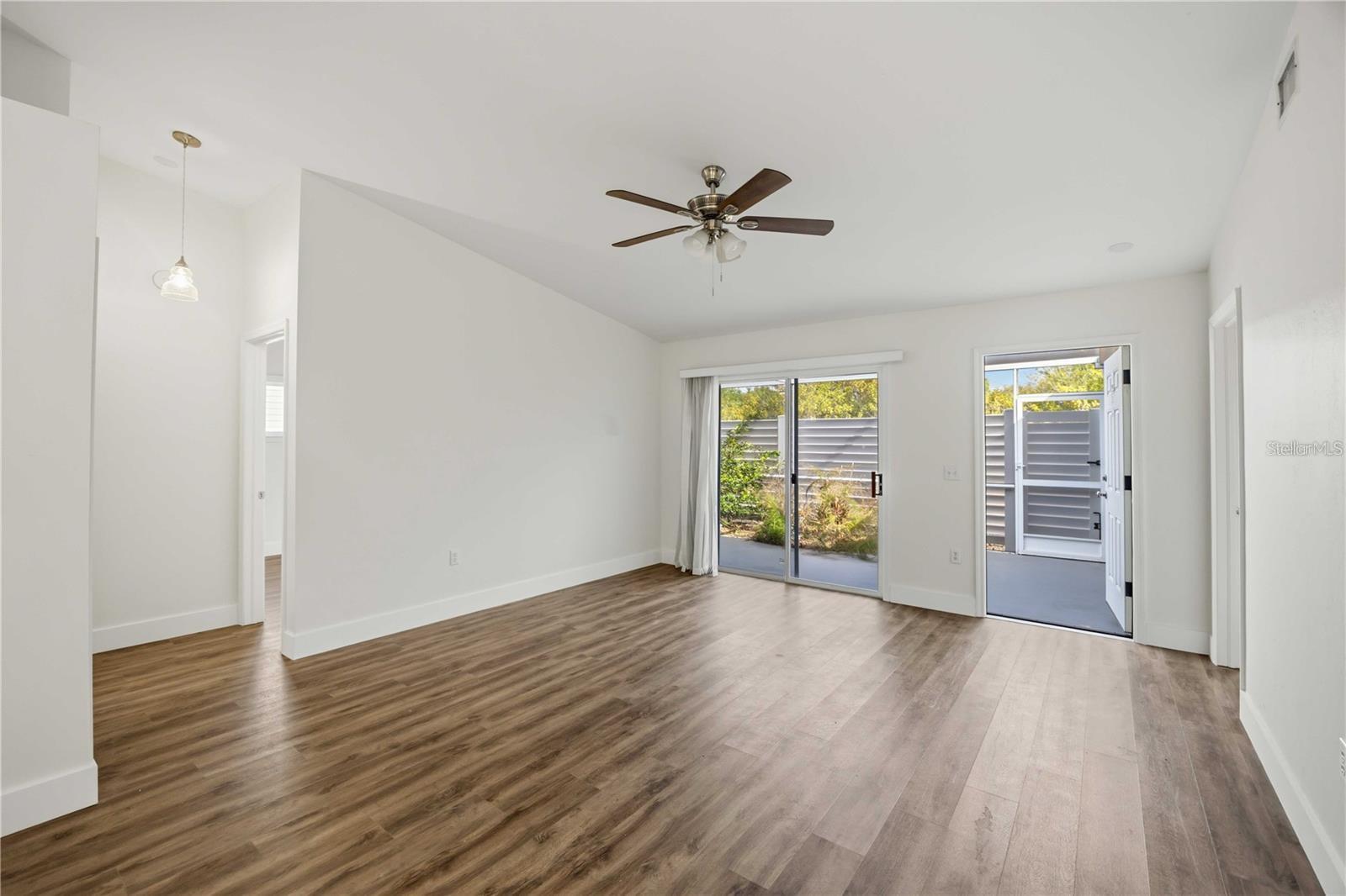LOVELAND COURTYARDS PH 03 - Residential