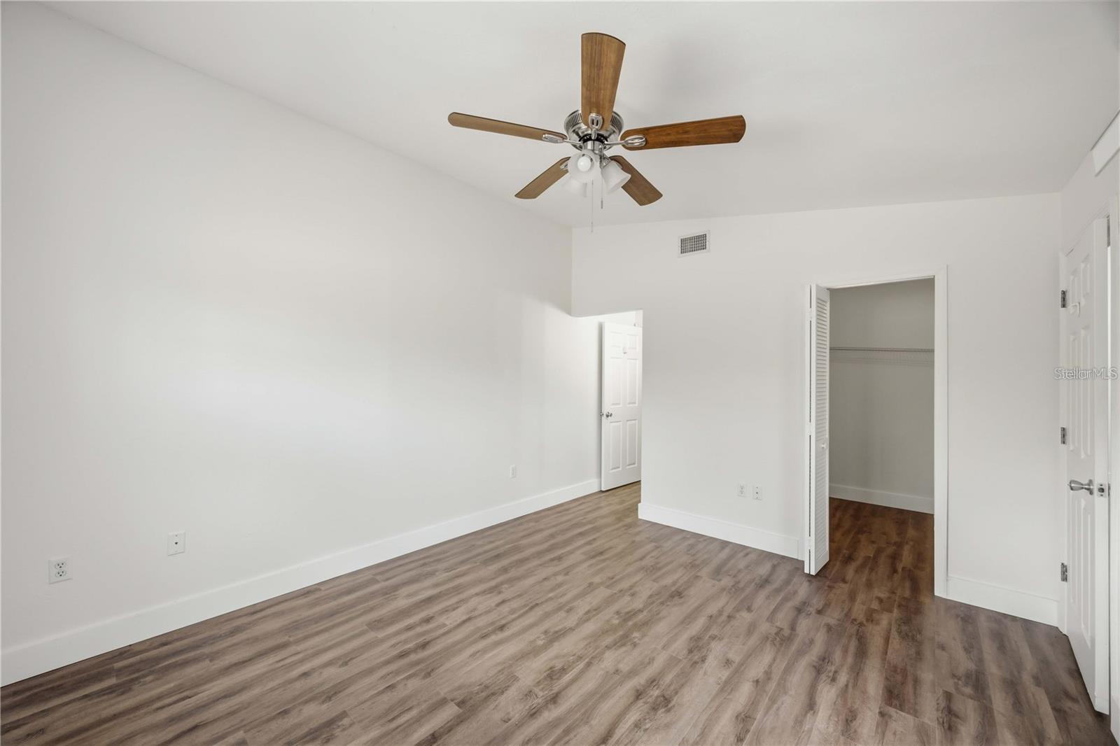 LOVELAND COURTYARDS PH 03 - Residential
