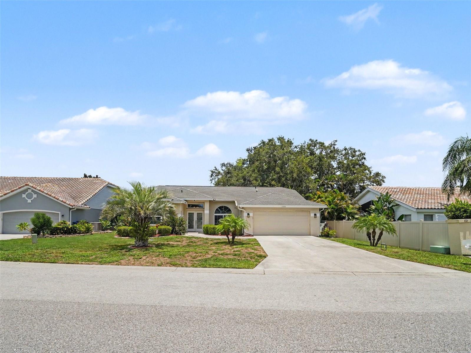 5325 GARDENS DR