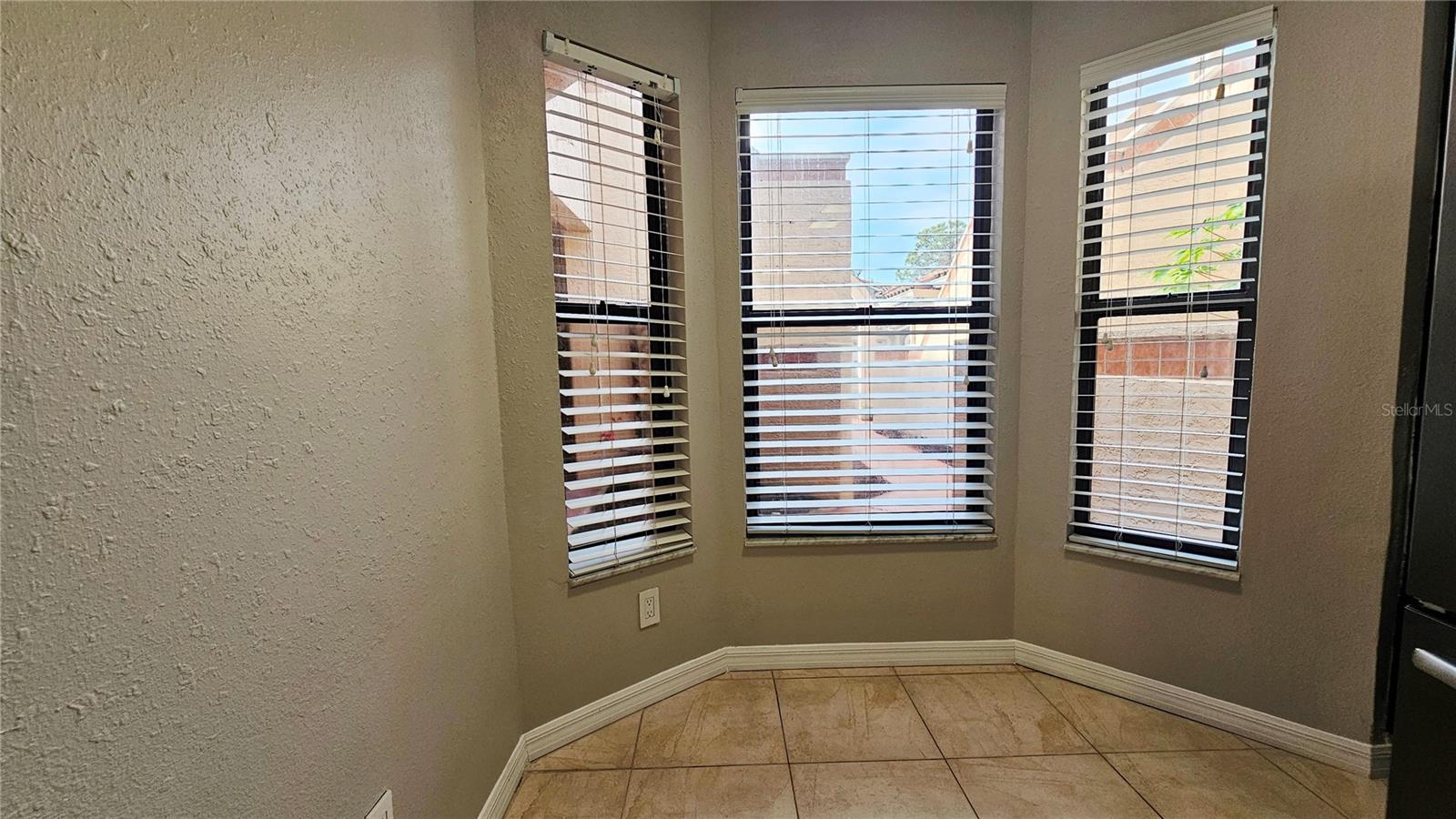 SANCTUARY AT BAY HILL CONDO - Residential Lease