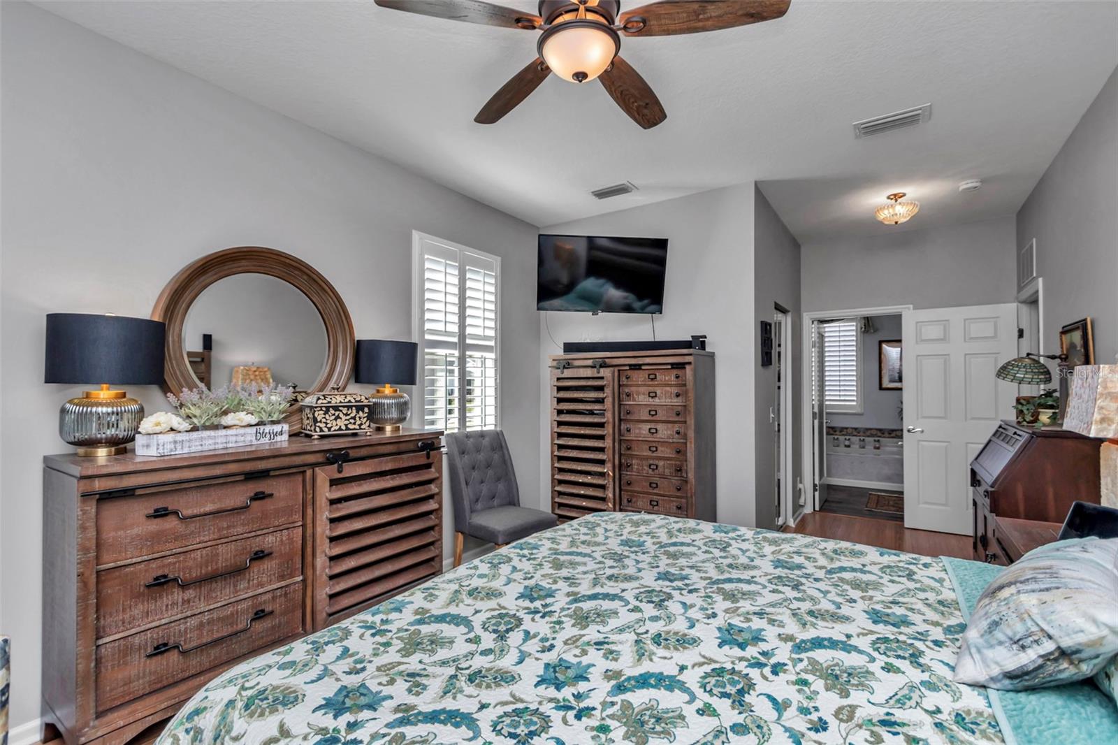 OCALA PALMS - Residential