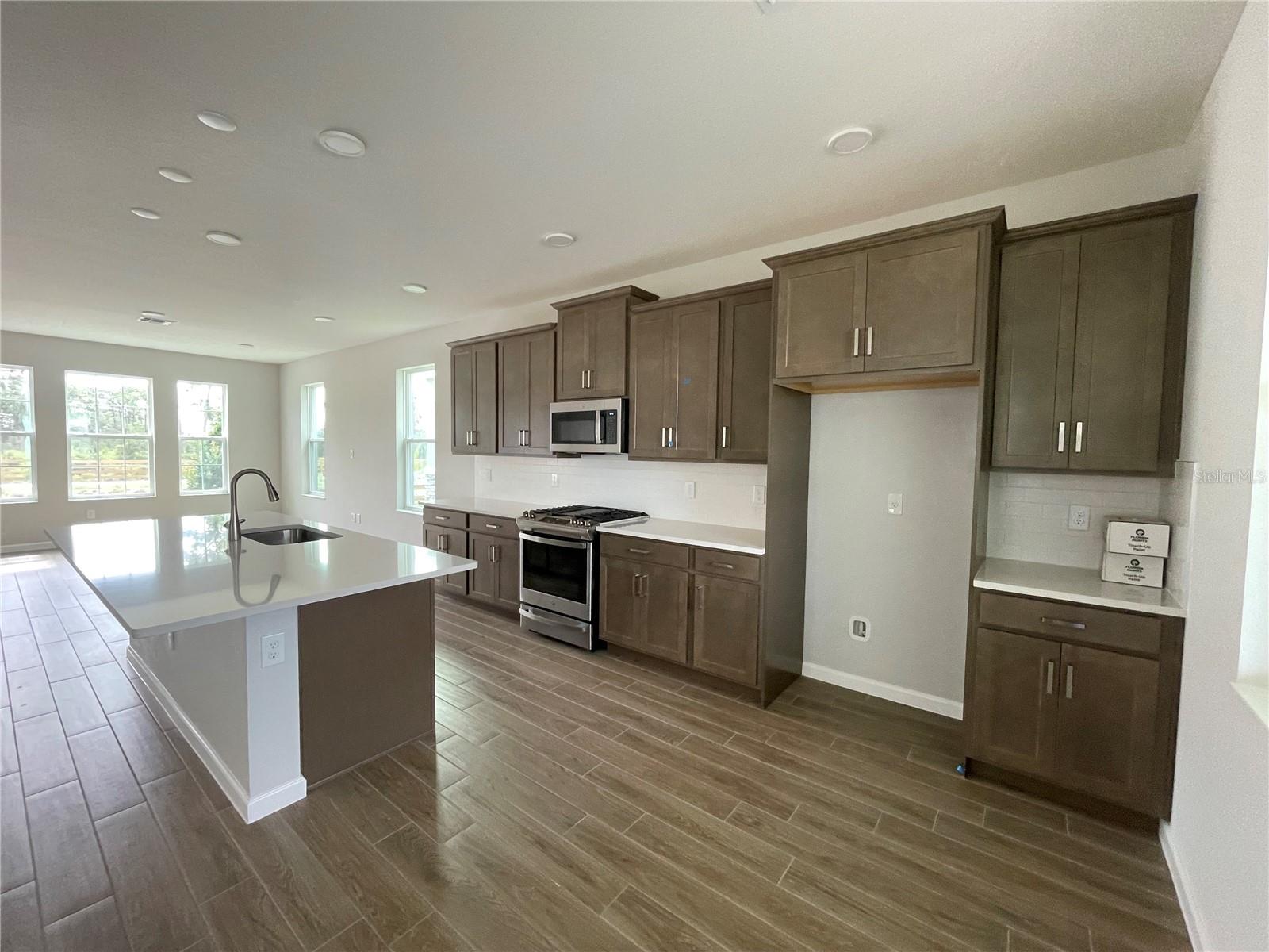 1354 TWELVE OAKS ROAD