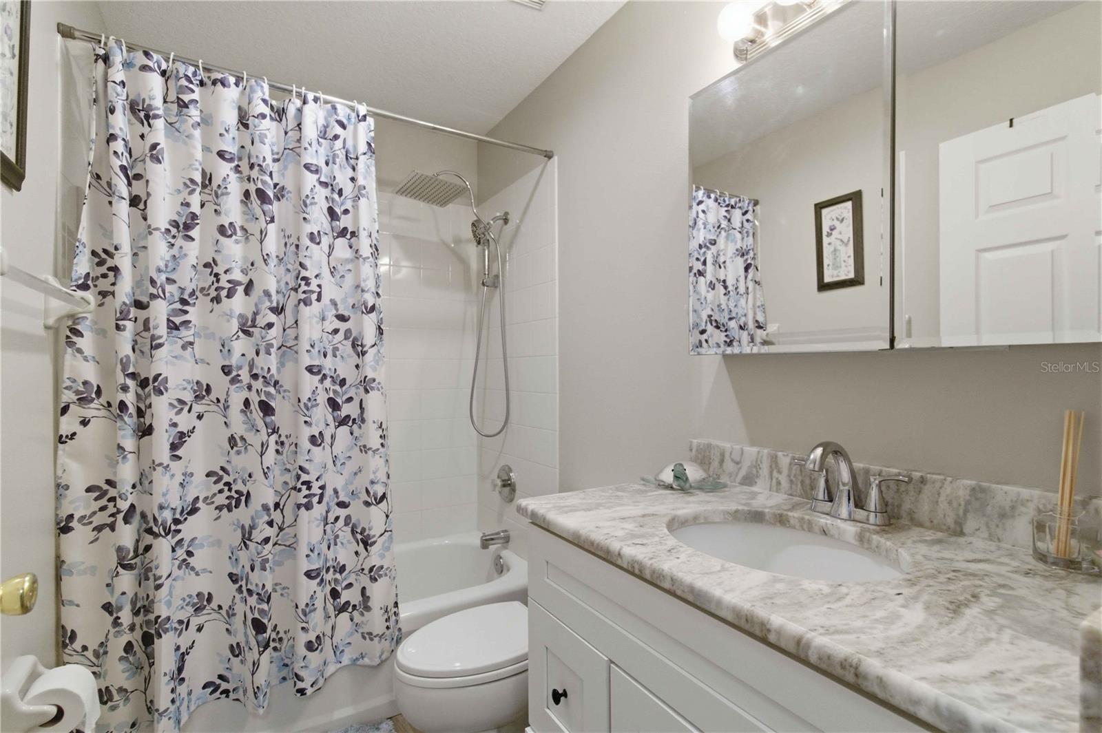 TROPICAL HARBOR SEC 3 - Residential