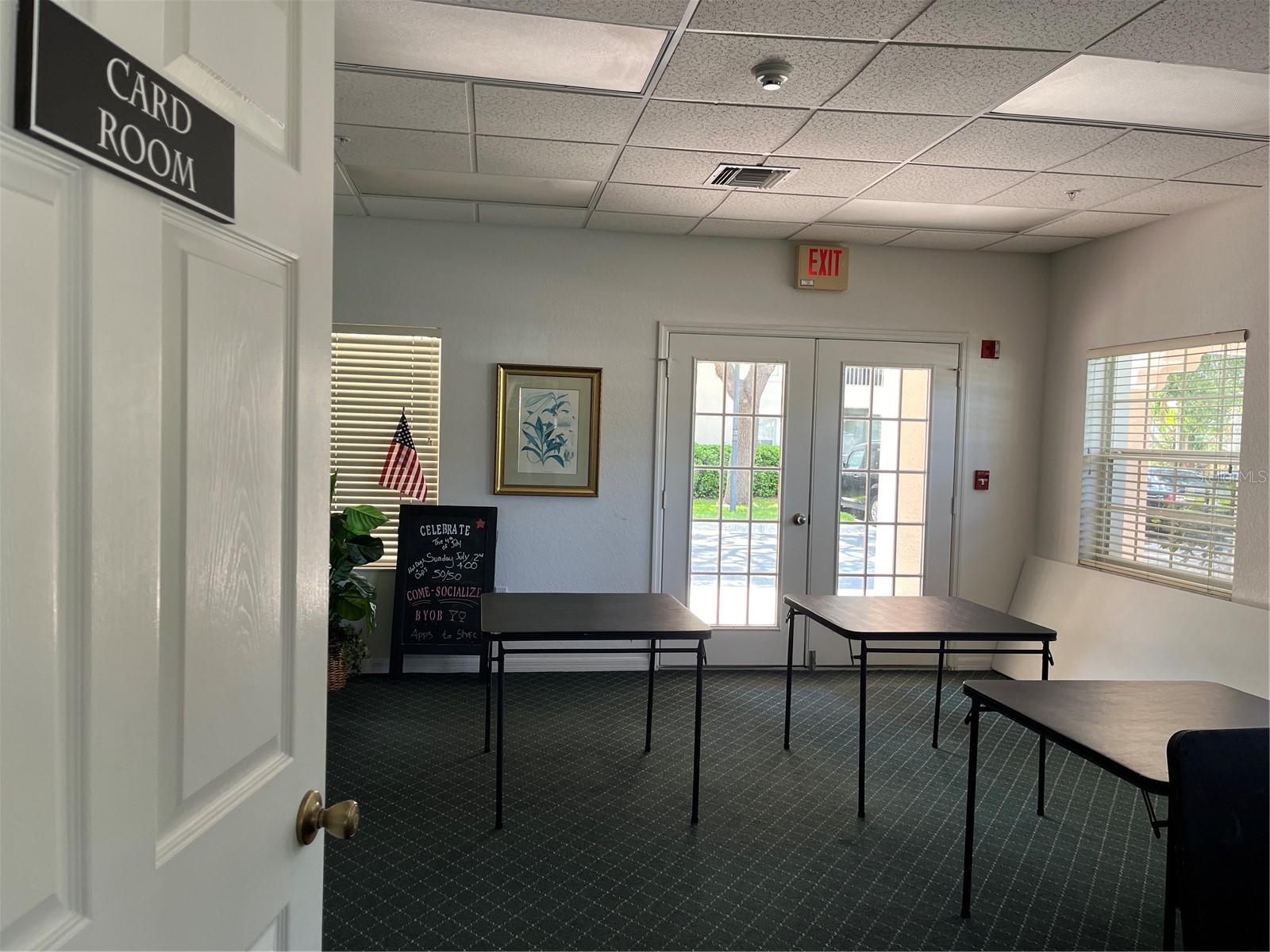 PLAZA DE FLORES - Residential Lease