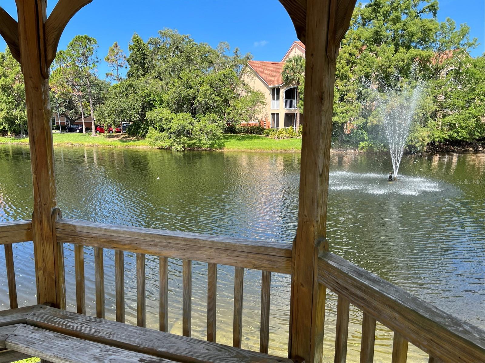 PLAZA DE FLORES - Residential Lease