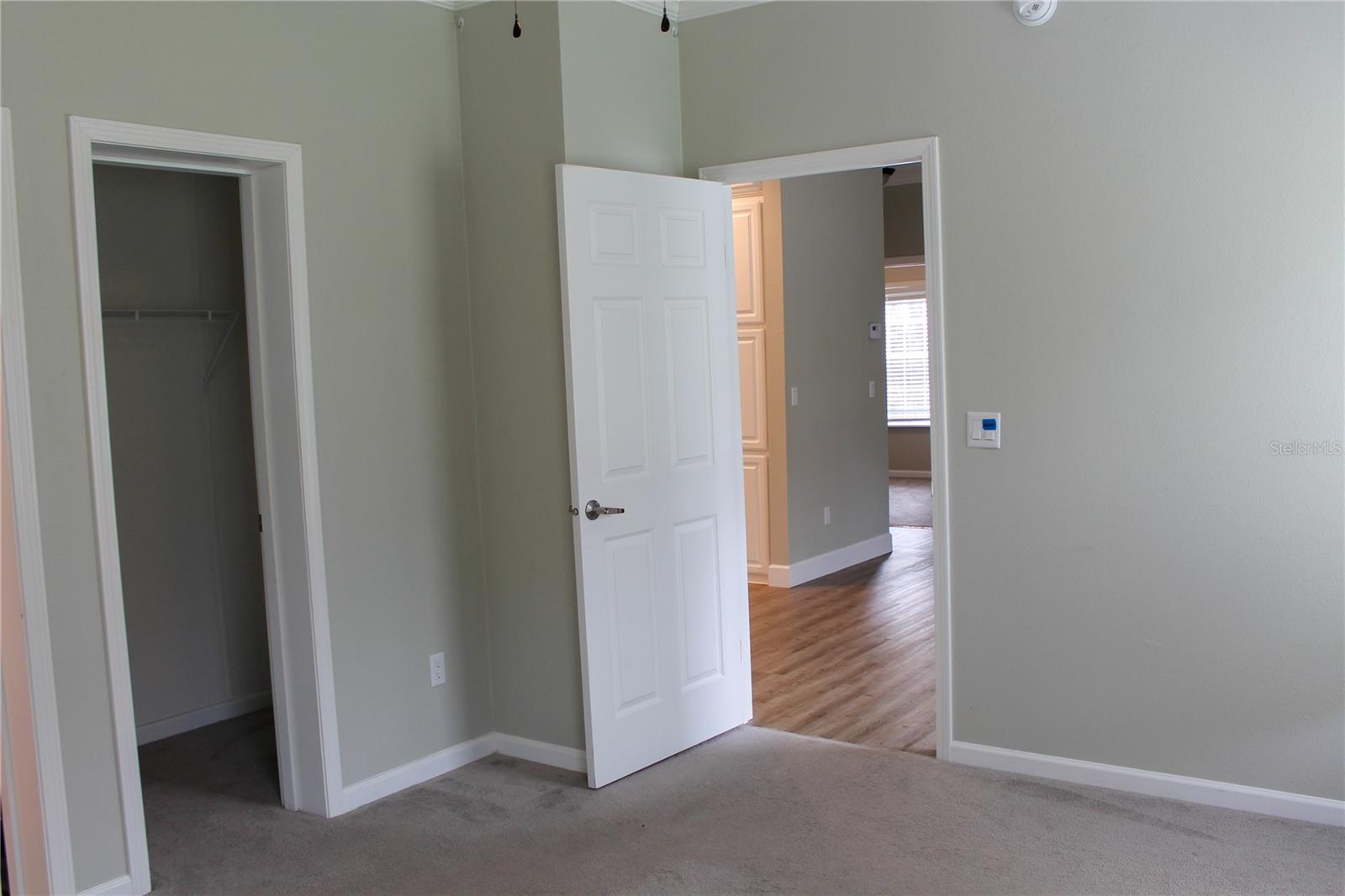 HOOD MANOR ESTATES - Residential Lease