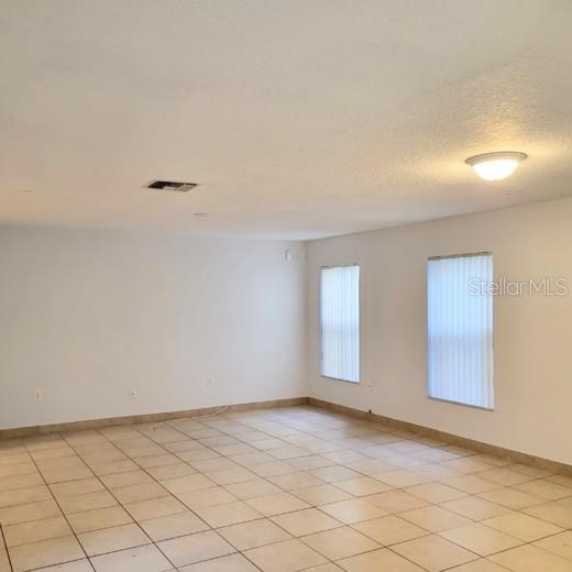 MAGNOLIA TRAILS - Residential Lease