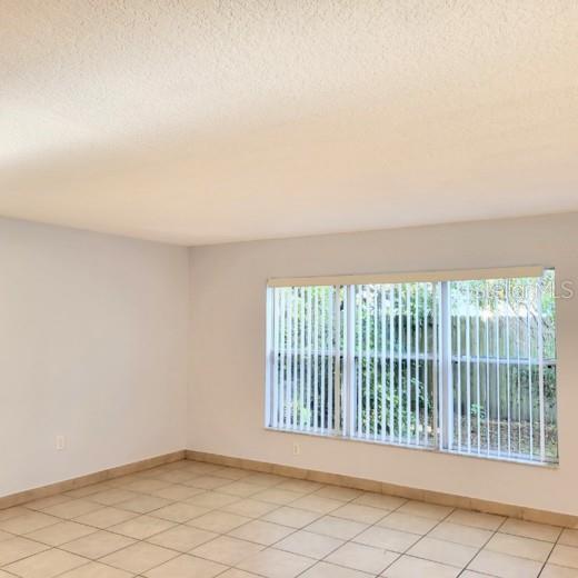 MAGNOLIA TRAILS - Residential Lease