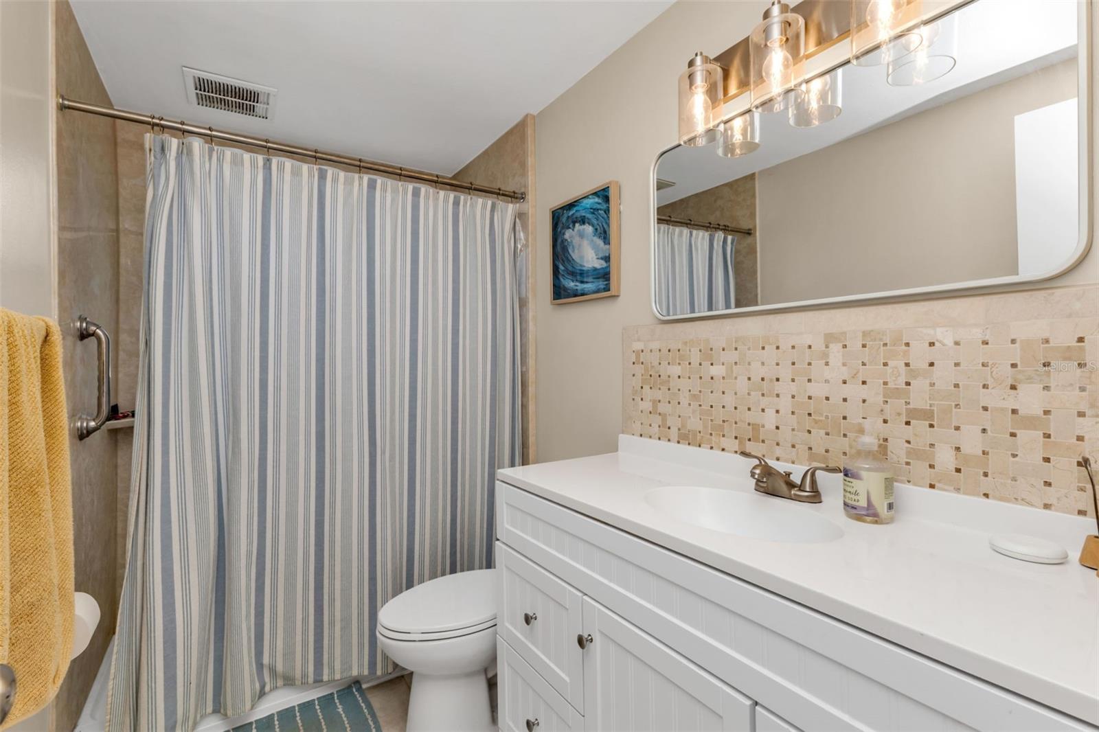 SOUTH VENICE - Residential