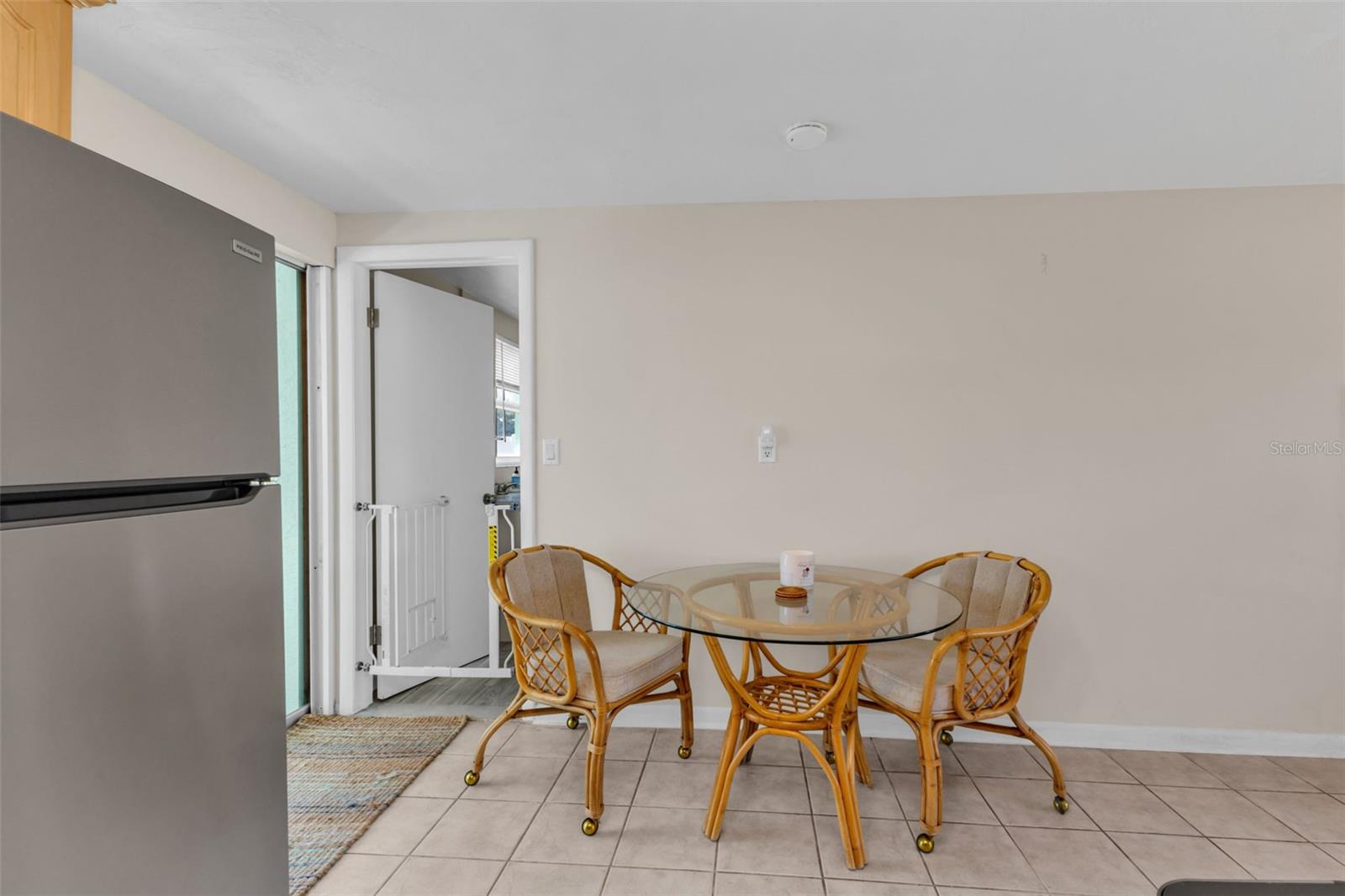 SOUTH VENICE - Residential