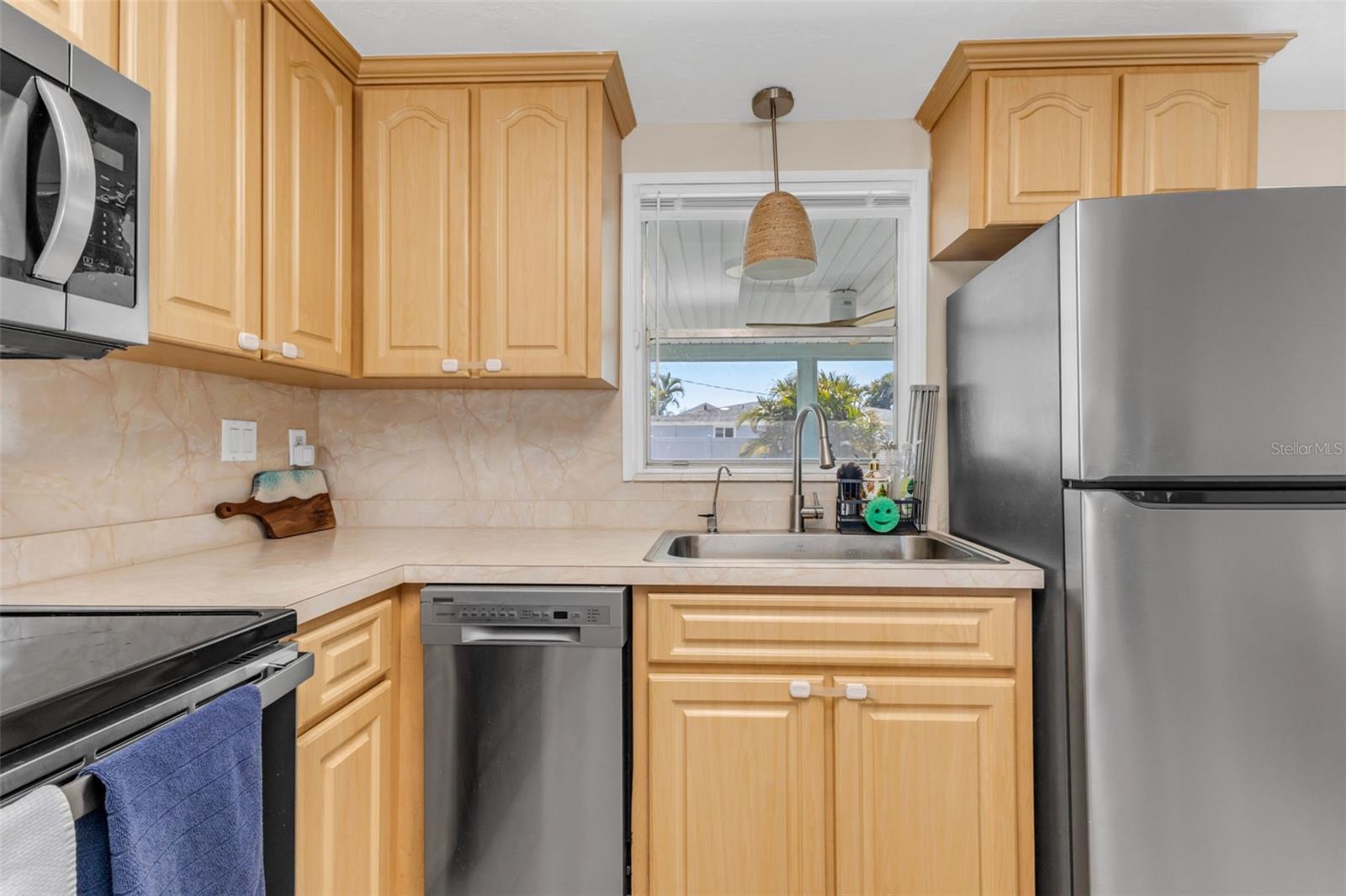 SOUTH VENICE - Residential