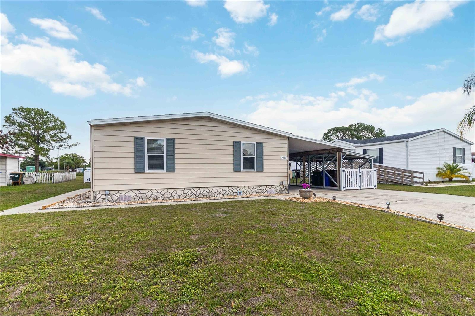 KANUGA VILLAGE MOBILE HOME PARK PH 3 - Residential