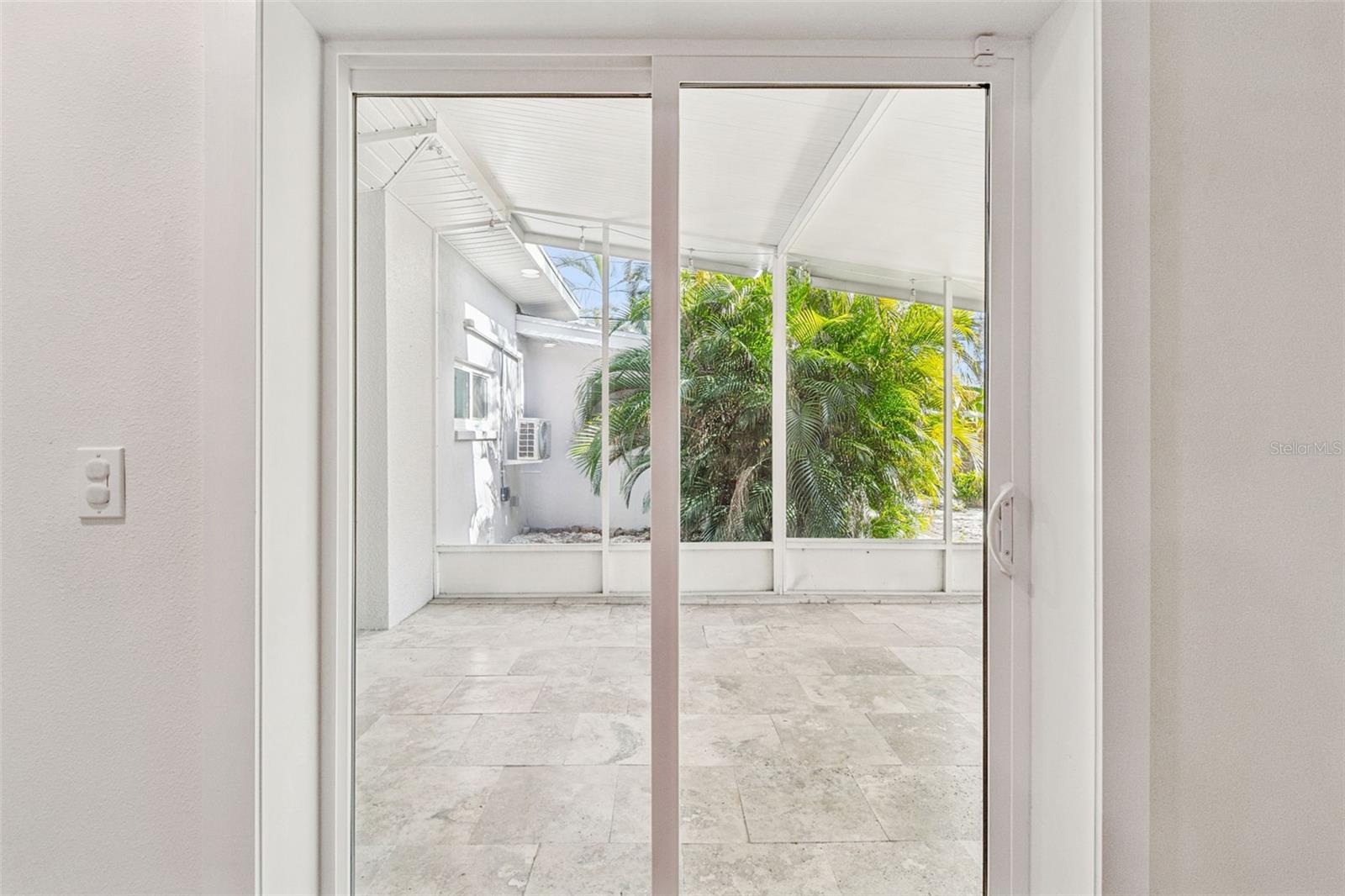 SUN-LIT SHORES - Residential