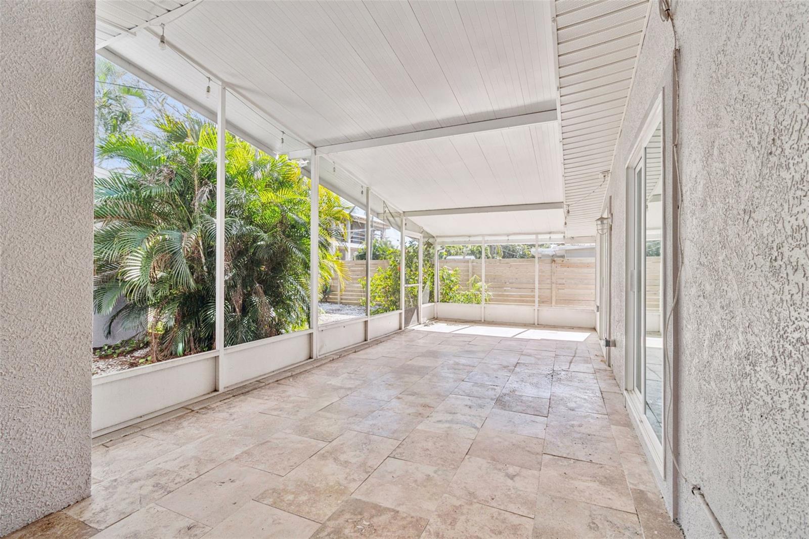 SUN-LIT SHORES - Residential