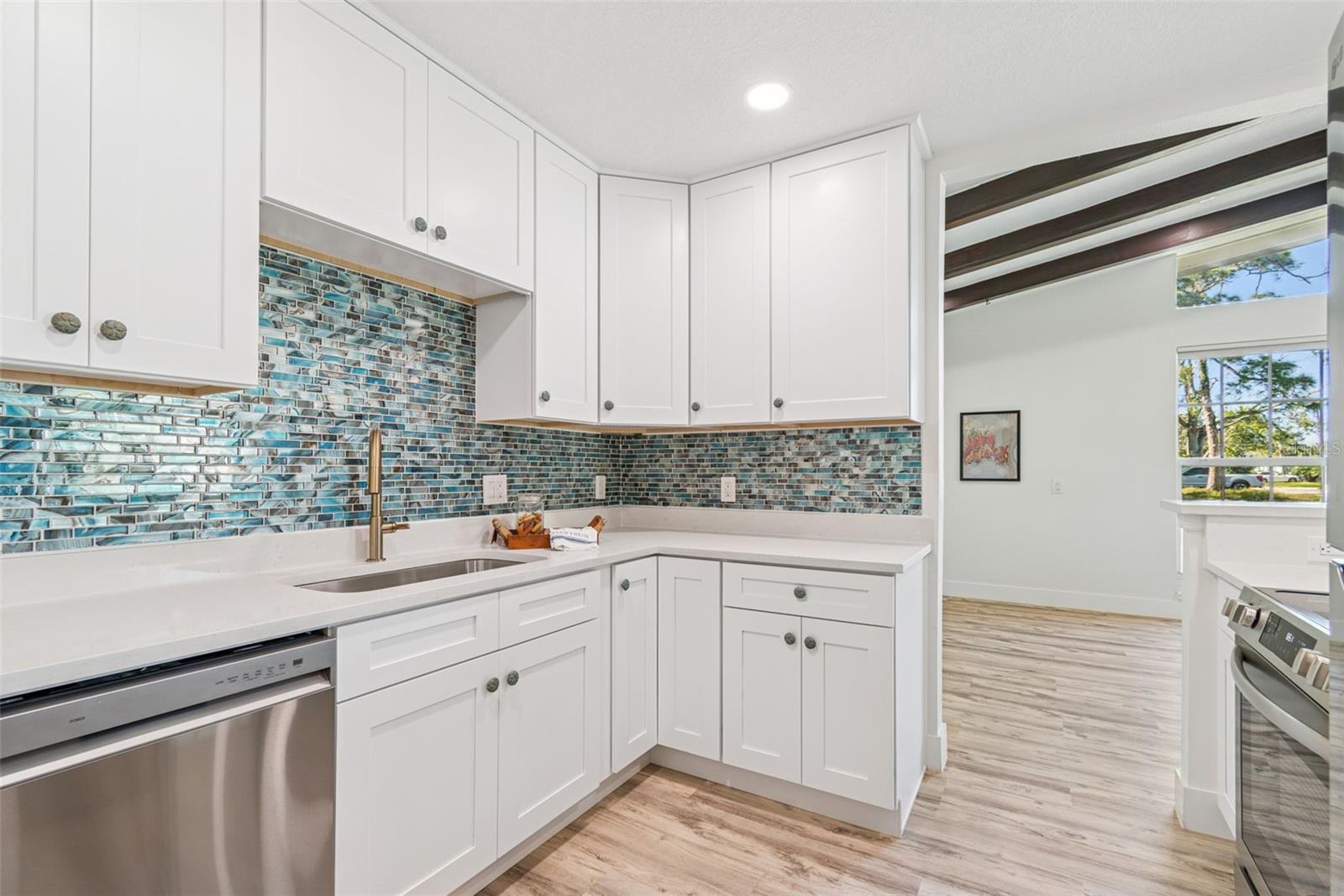 SUN-LIT SHORES - Residential