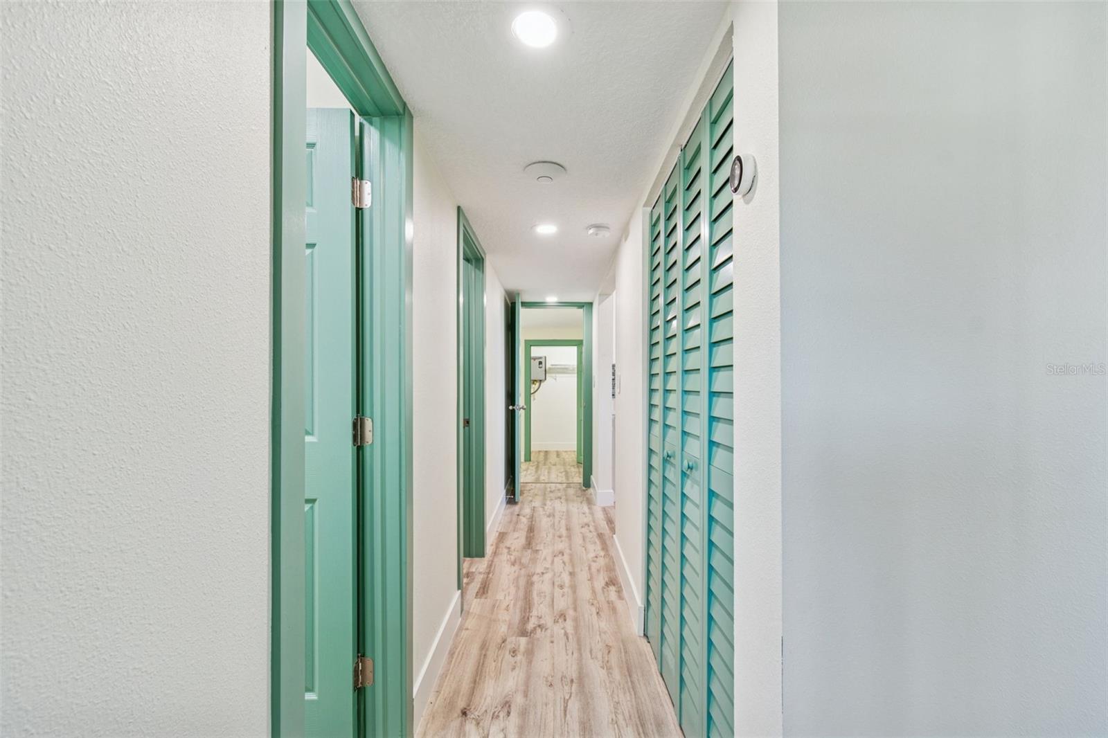 SUN-LIT SHORES - Residential