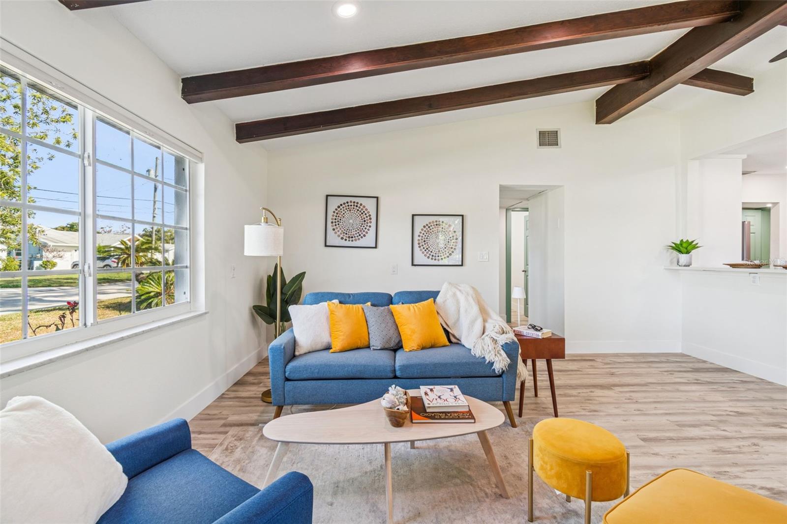 SUN-LIT SHORES - Residential