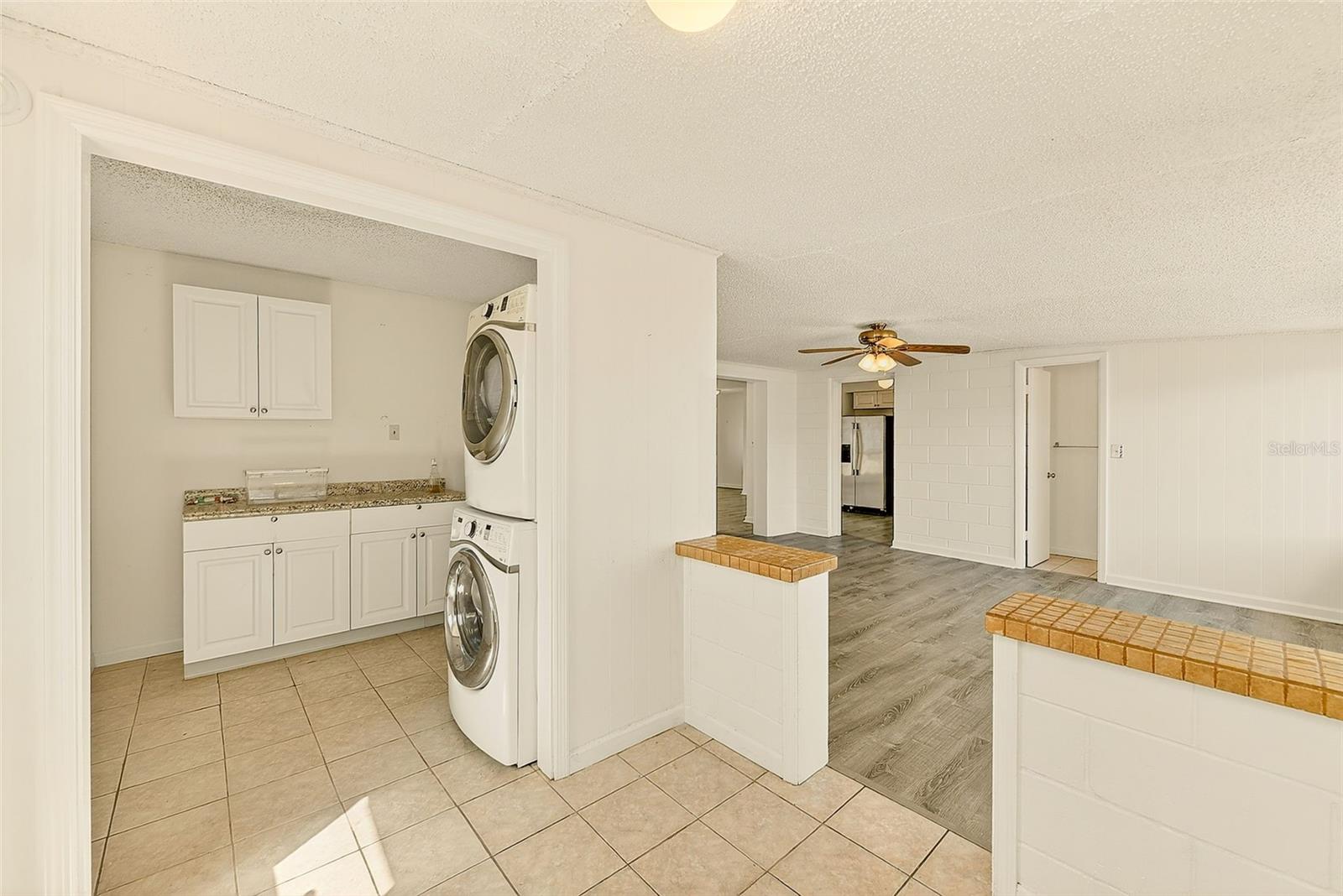 DEL WEBBS SUN CITY FLORIDA UN - Residential