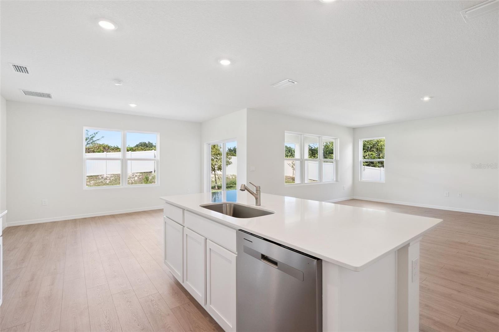 NORTHRIDGE RESERVE - Residential