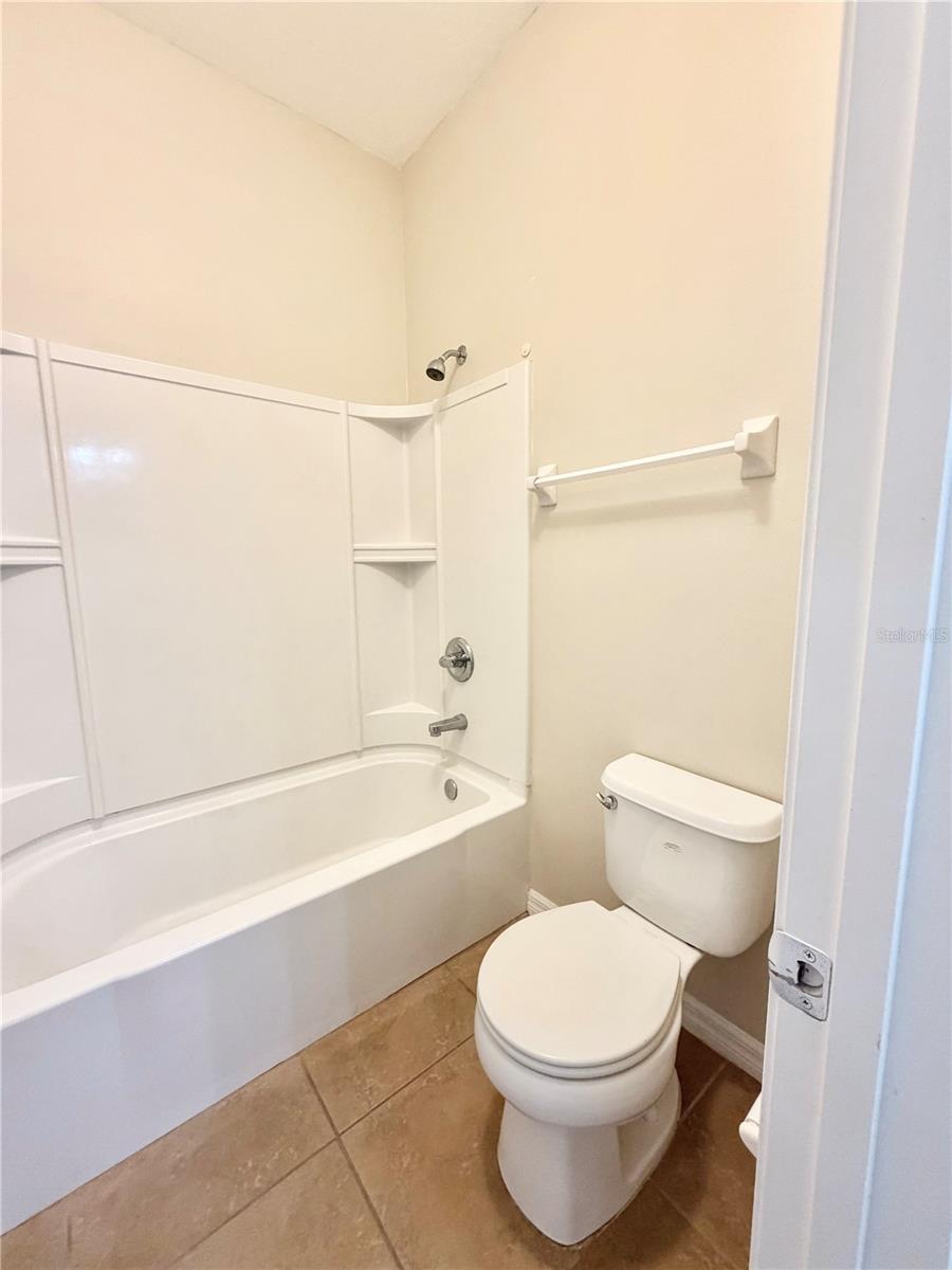 CHAPMAN COVE - Residential Lease