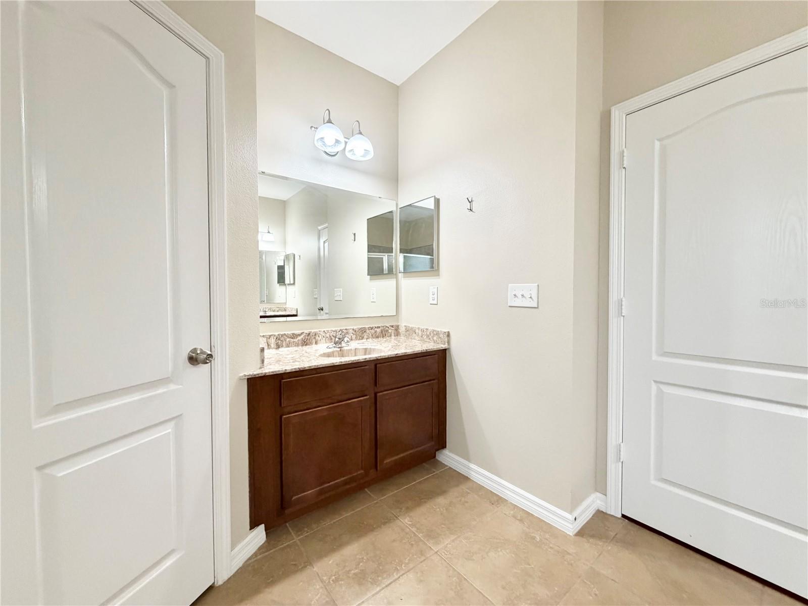 CHAPMAN COVE - Residential Lease