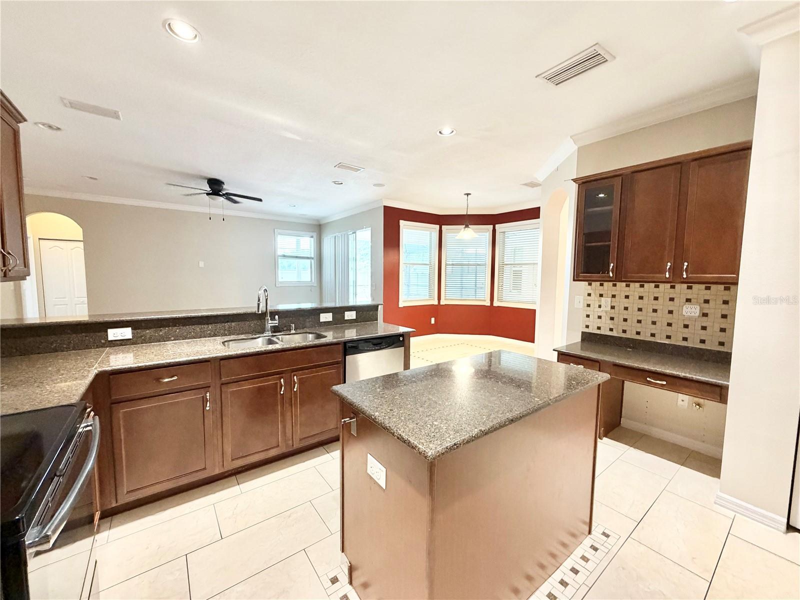 CHAPMAN COVE - Residential Lease