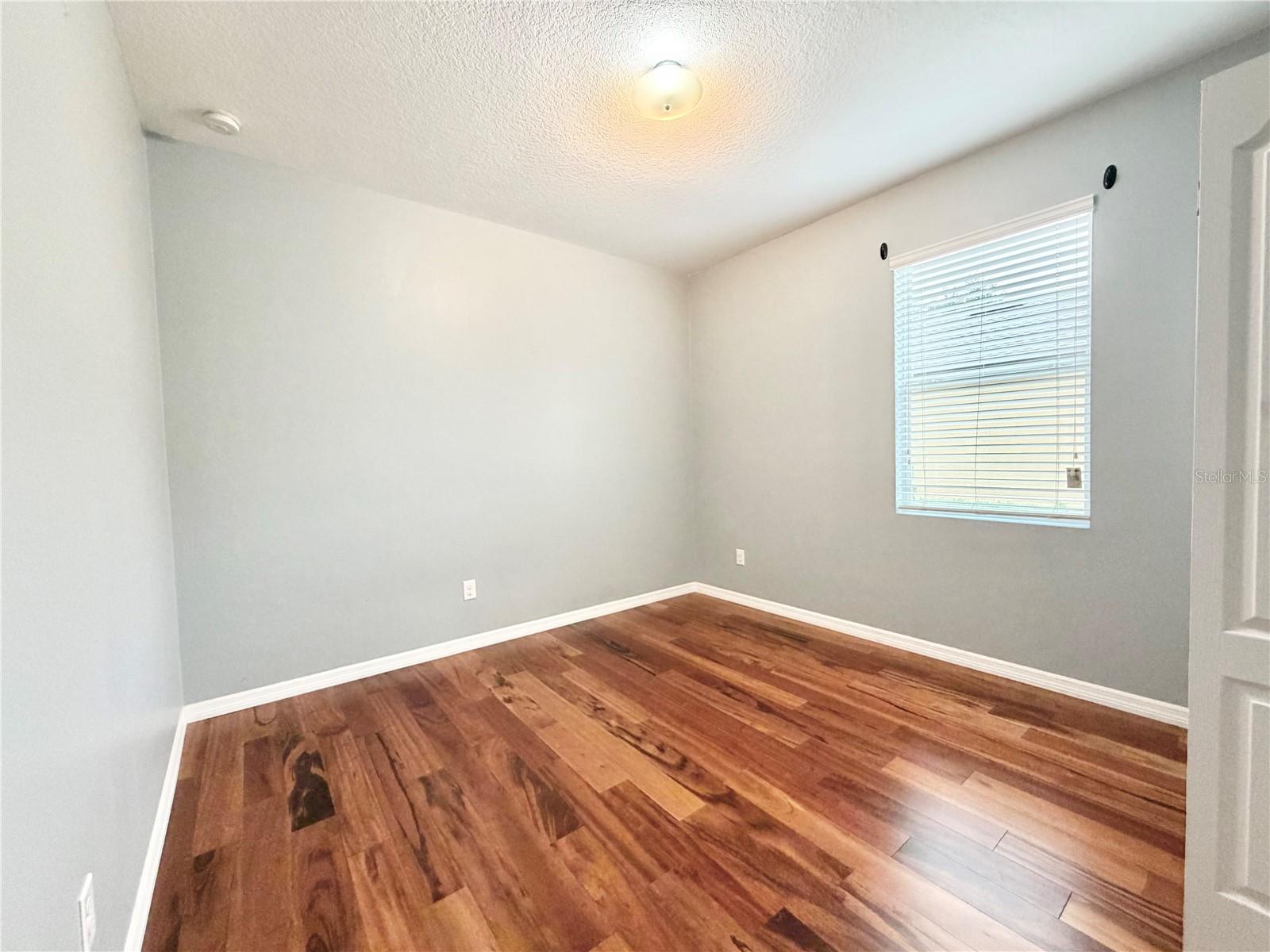 CHAPMAN COVE - Residential Lease