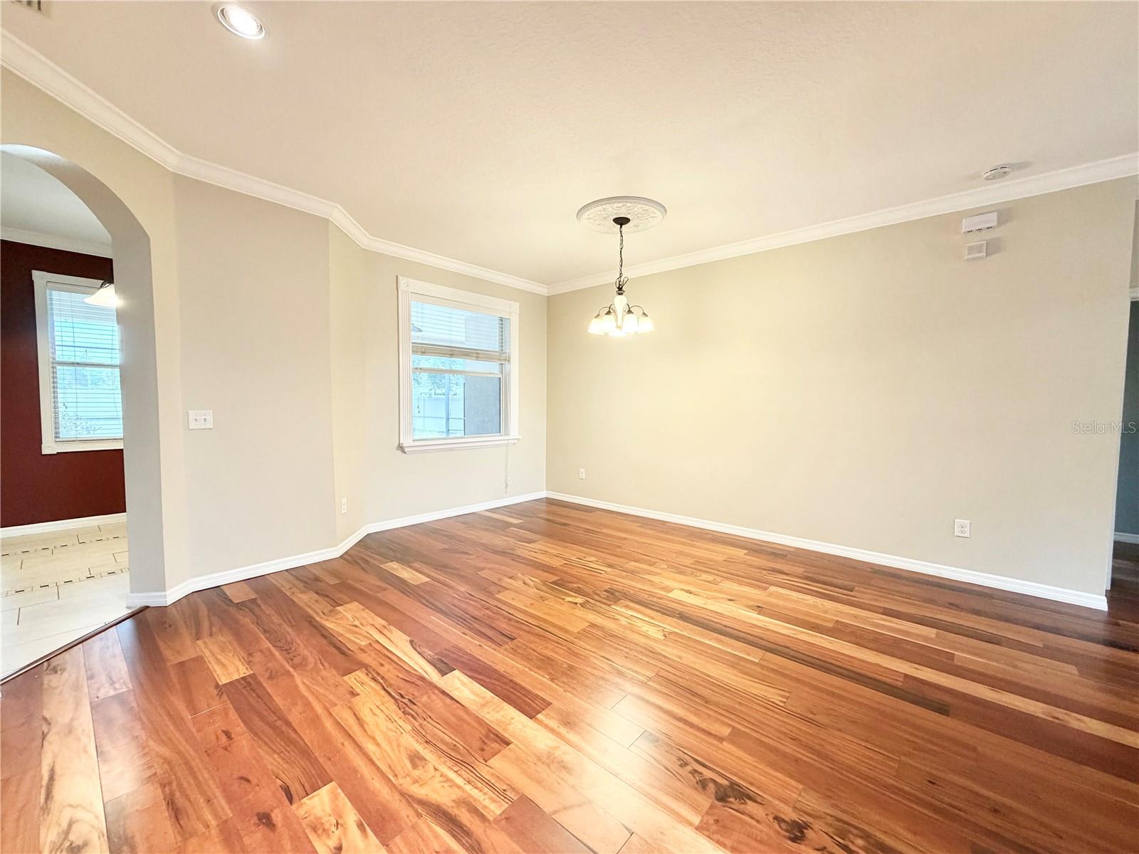 CHAPMAN COVE - Residential Lease