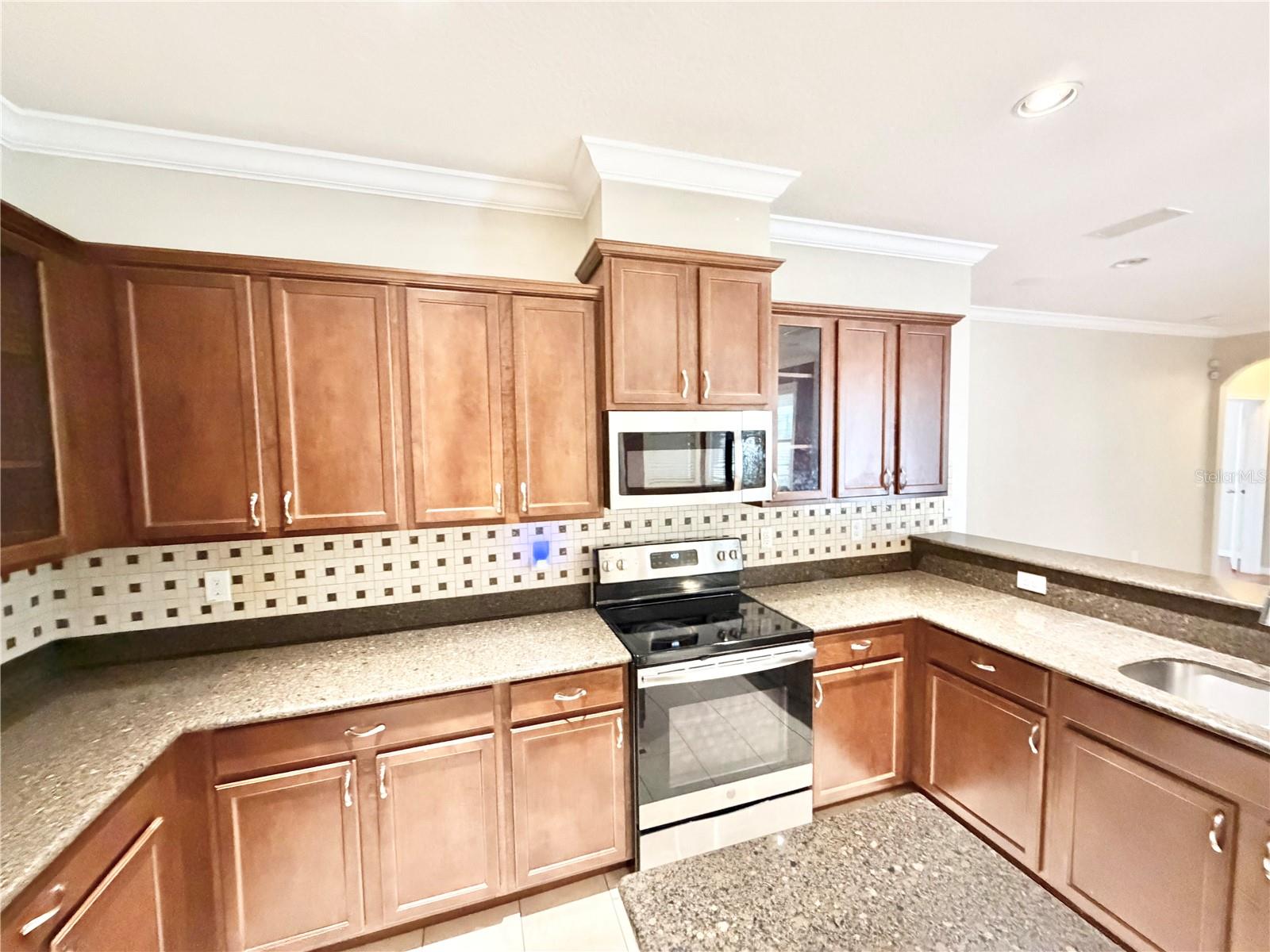CHAPMAN COVE - Residential Lease
