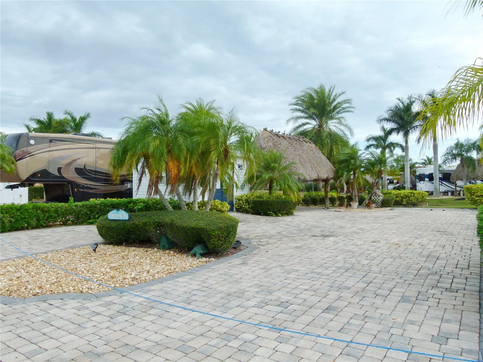 638 SW 40TH COVE 42