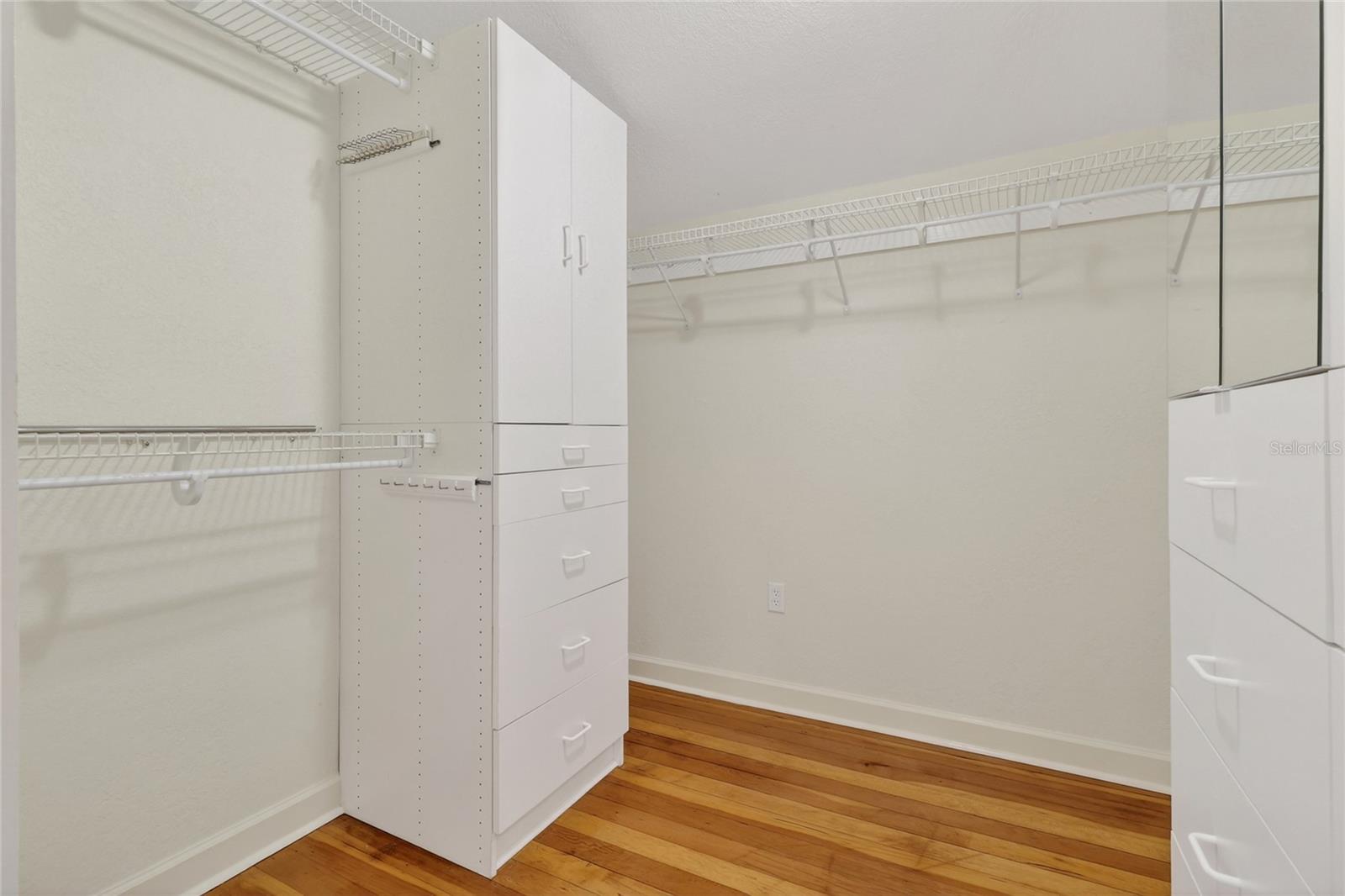 WINONA PARK - Residential