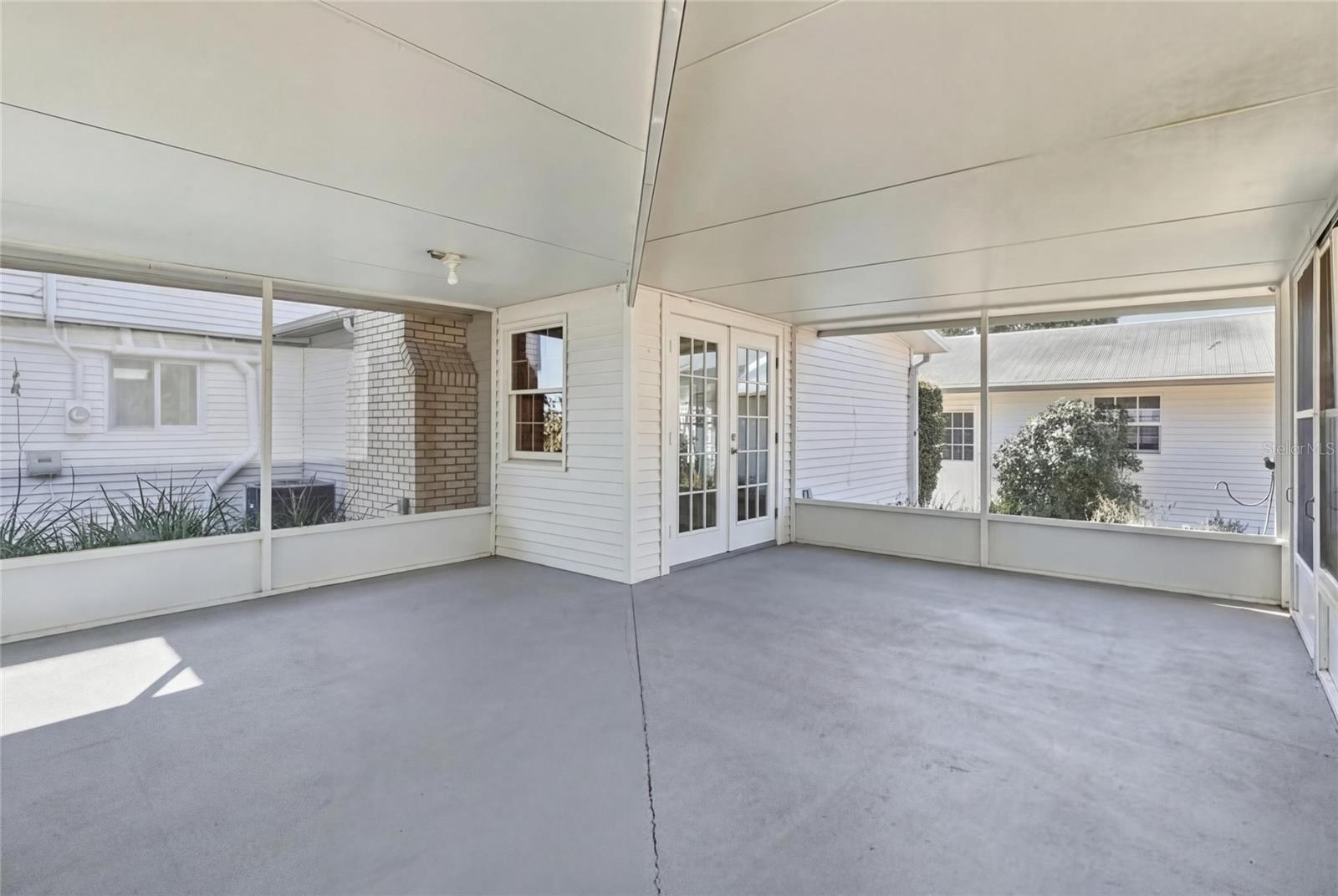 WINONA PARK - Residential