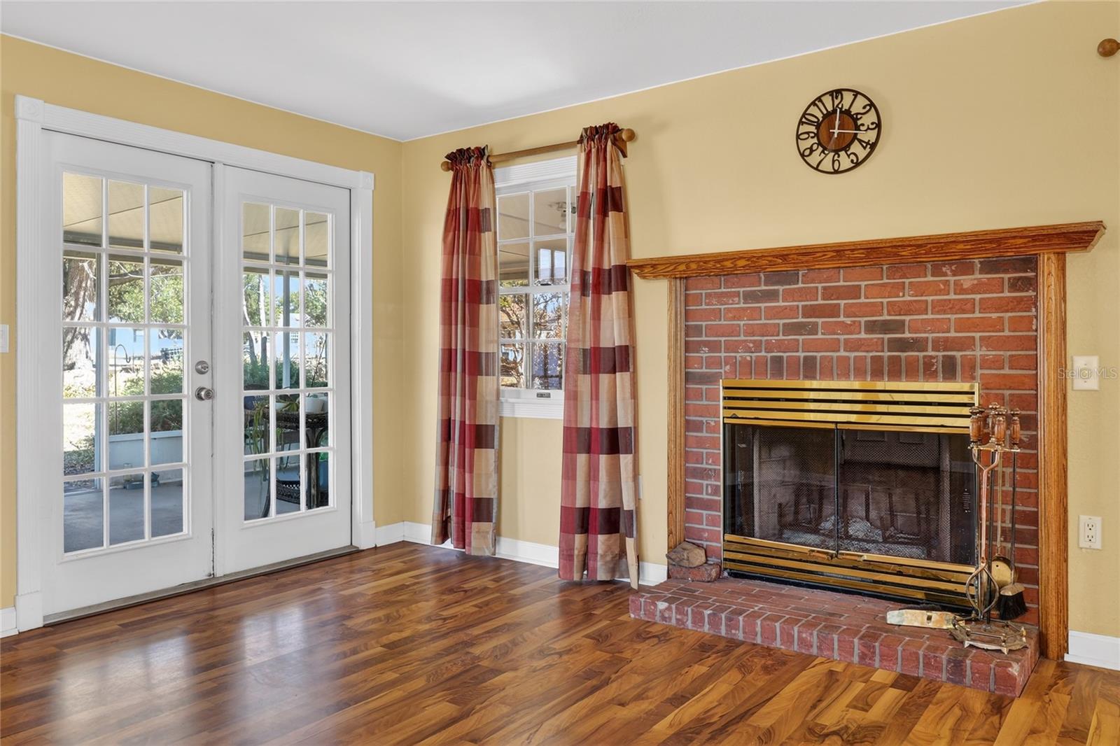 WINONA PARK - Residential