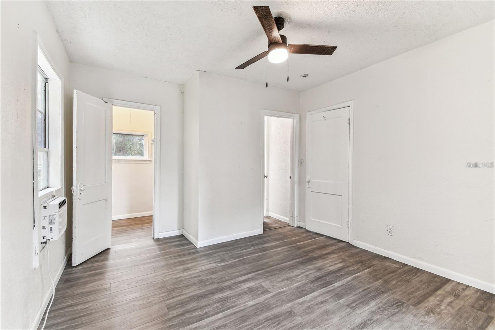 RENWICK ERLE SUB 2 - Residential Lease