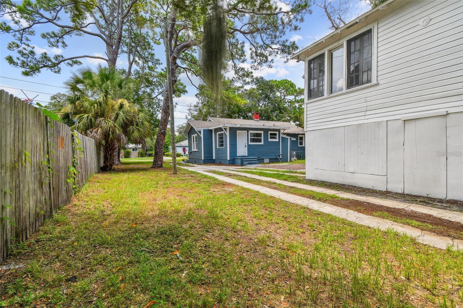 RENWICK ERLE SUB 2 - Residential Lease