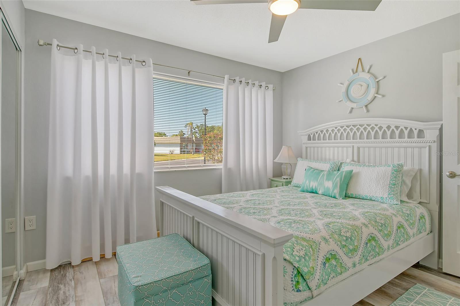 STRATHMORE RIVERSIDE VILLAS0 - Residential