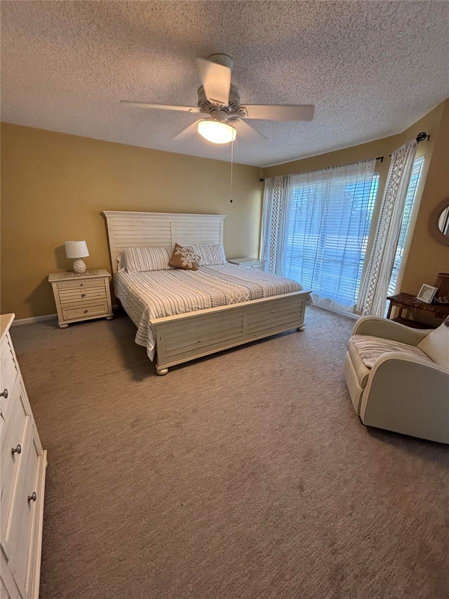BAY STREET VILLAS - Residential