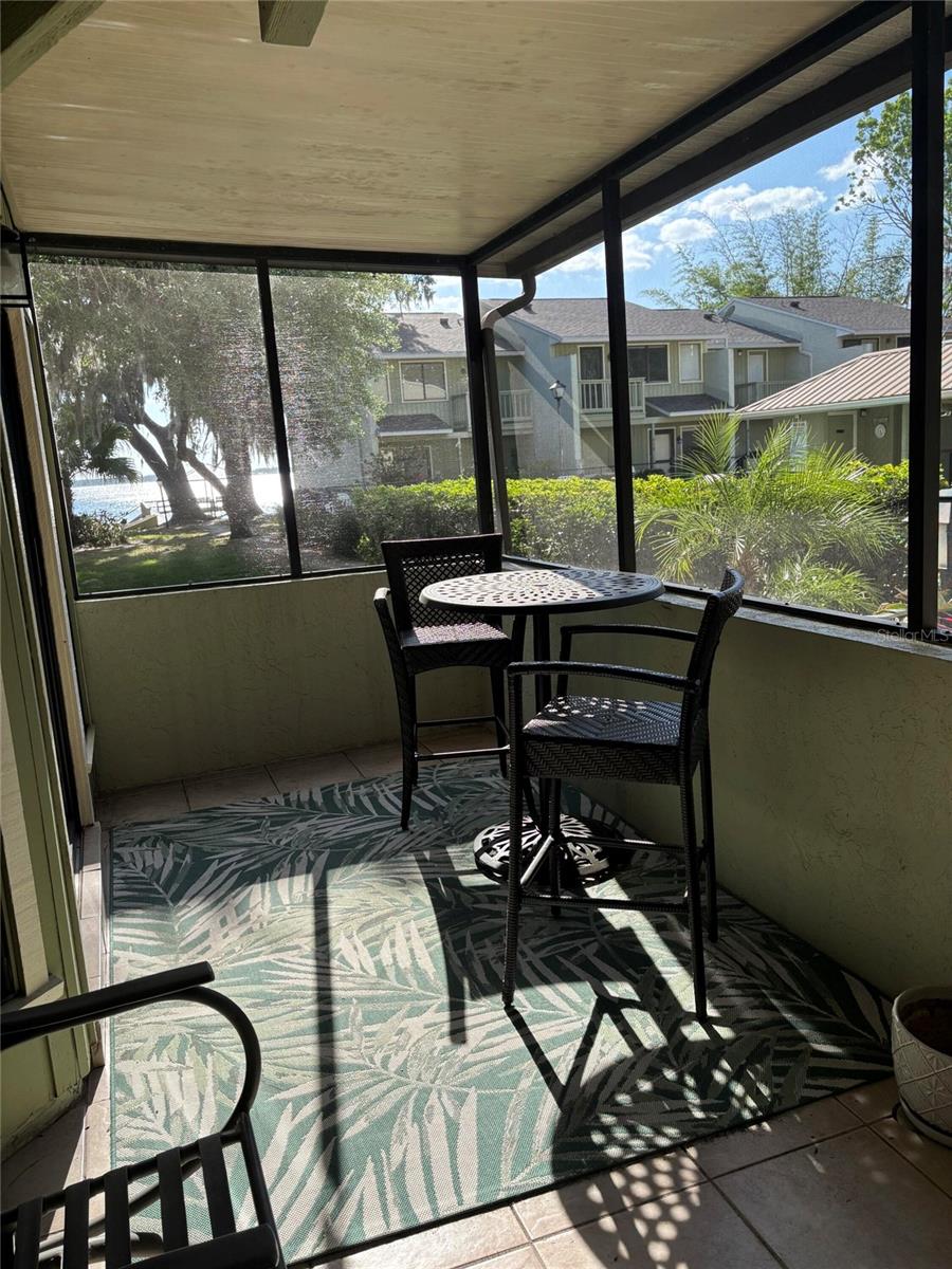 BAY STREET VILLAS - Residential