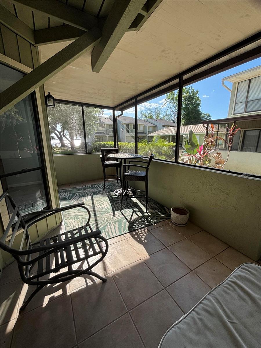 BAY STREET VILLAS - Residential