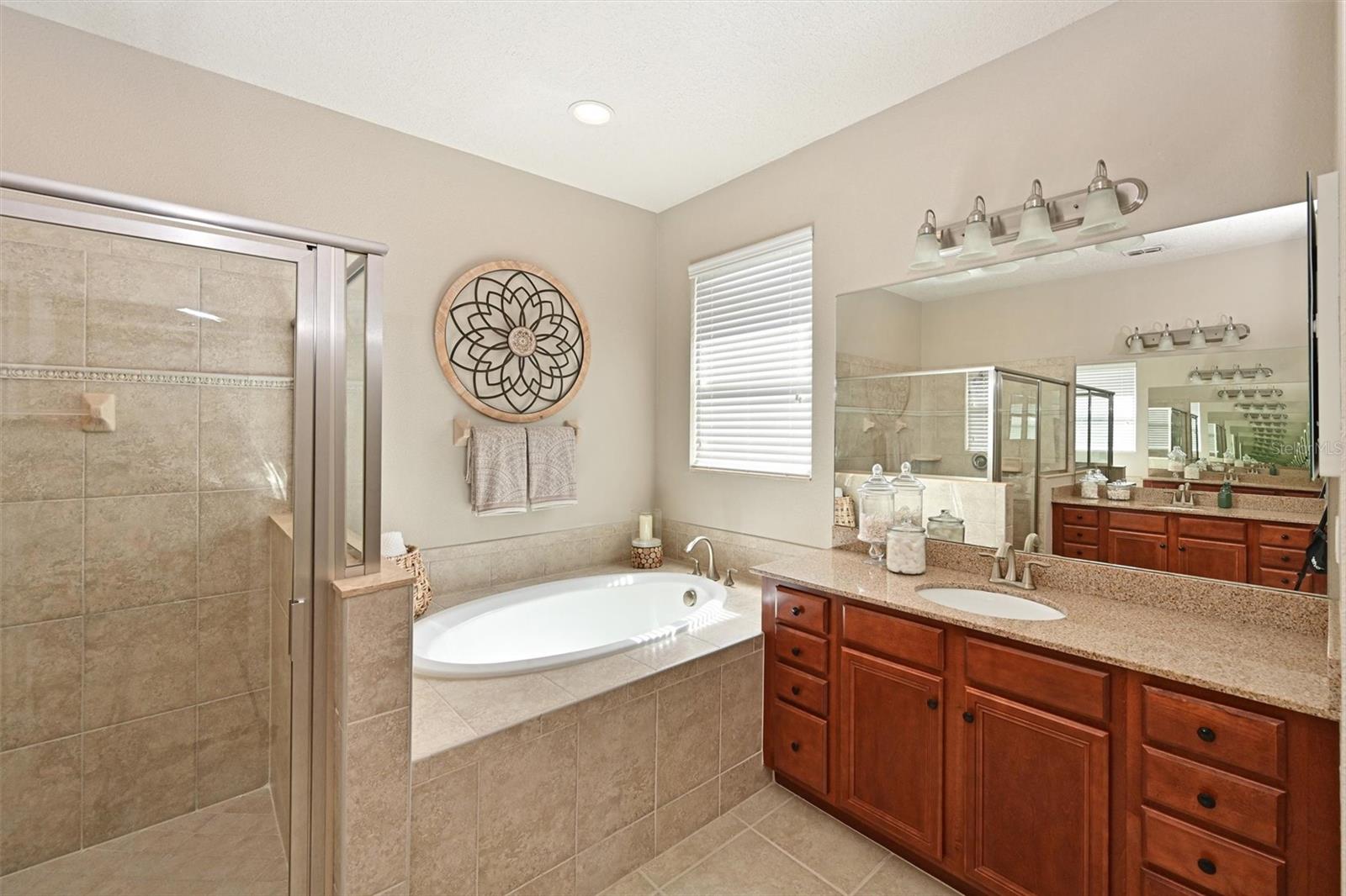 CROSSING CREEK VILLAGE PH I - Residential